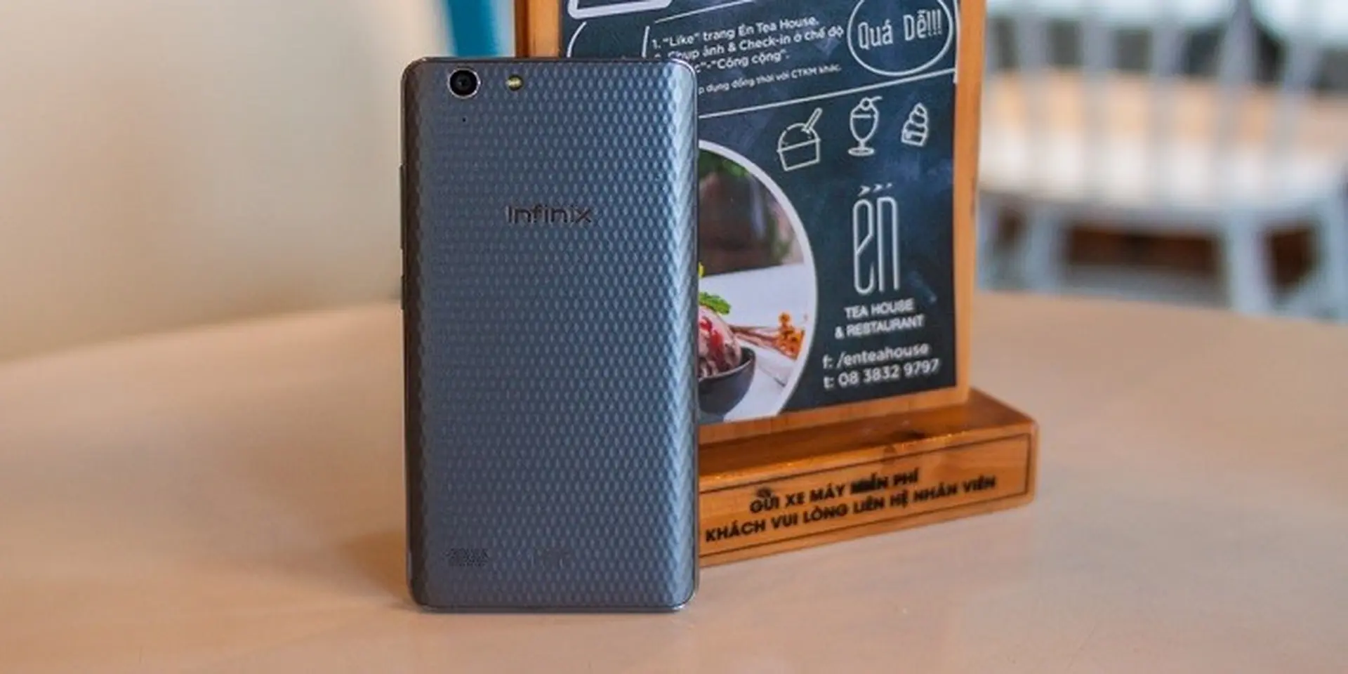 Đánh giá Infinix Hot 3 LTE: Cấu hình ổn, camera ngon, pin tốt, giá bình dân