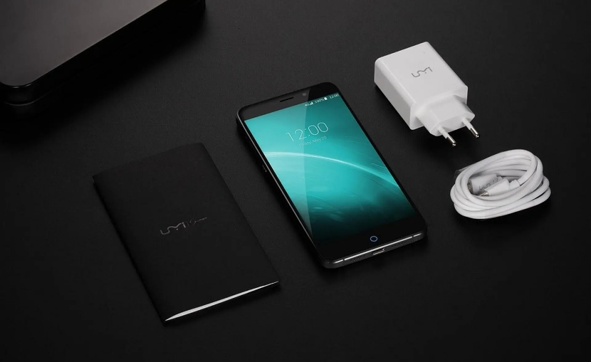 Trên tay Umi Super: Smartphone pin trâu, giá mềm, RAM 4GB