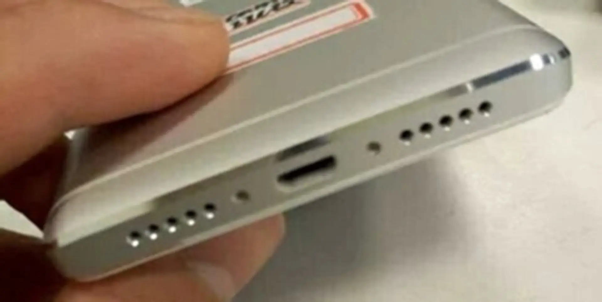 Xuất hiện hình ảnh Xiaomi Redmi 4 với thiết kế kim loại mạnh mẽ