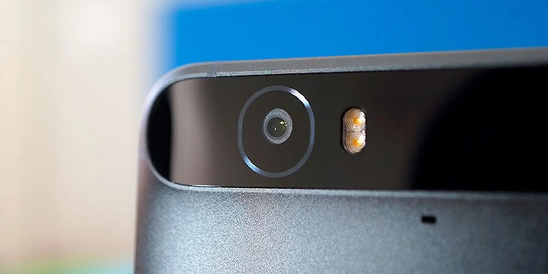 Google Pixel XL sử dụng cảm biến 12MP mới từ Sony