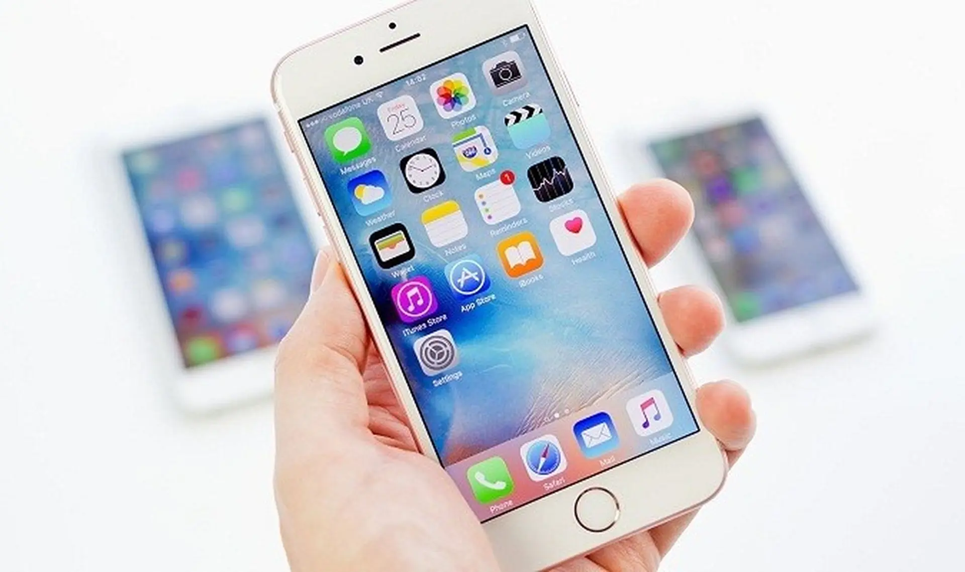 iPhone 6s đang là chiếc smartphone bán chạy nhất thế giới 