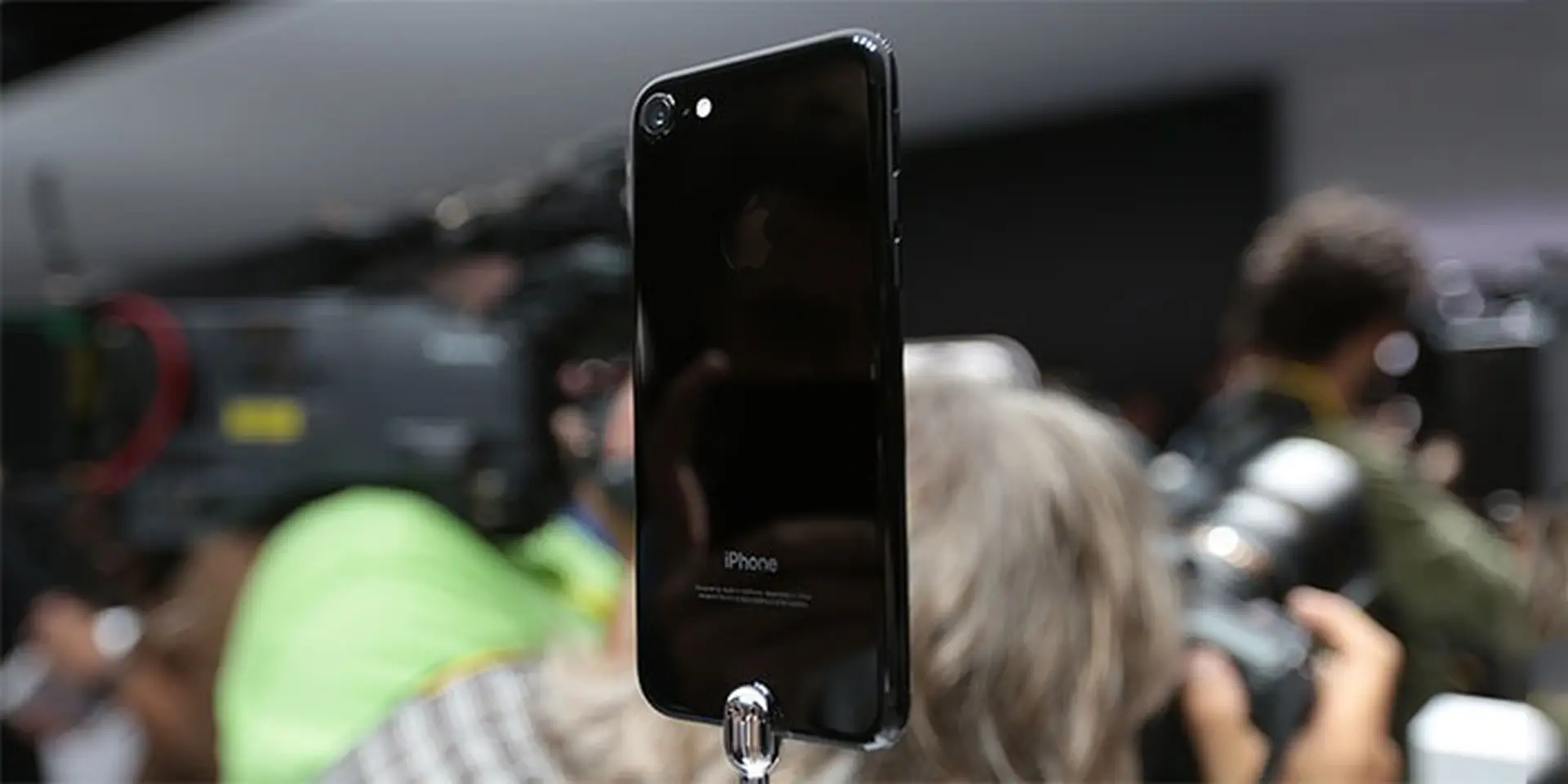 Giá iPhone 7 và iPhone 7 Plus ở đâu rẻ nhất thế giới?