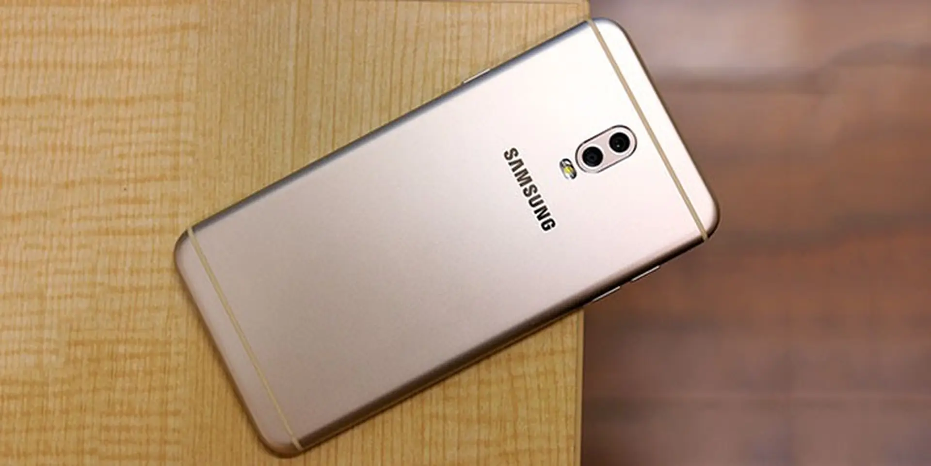 4 smartphone tầm trung xuất sắc mới về tới thị trường Việt Nam