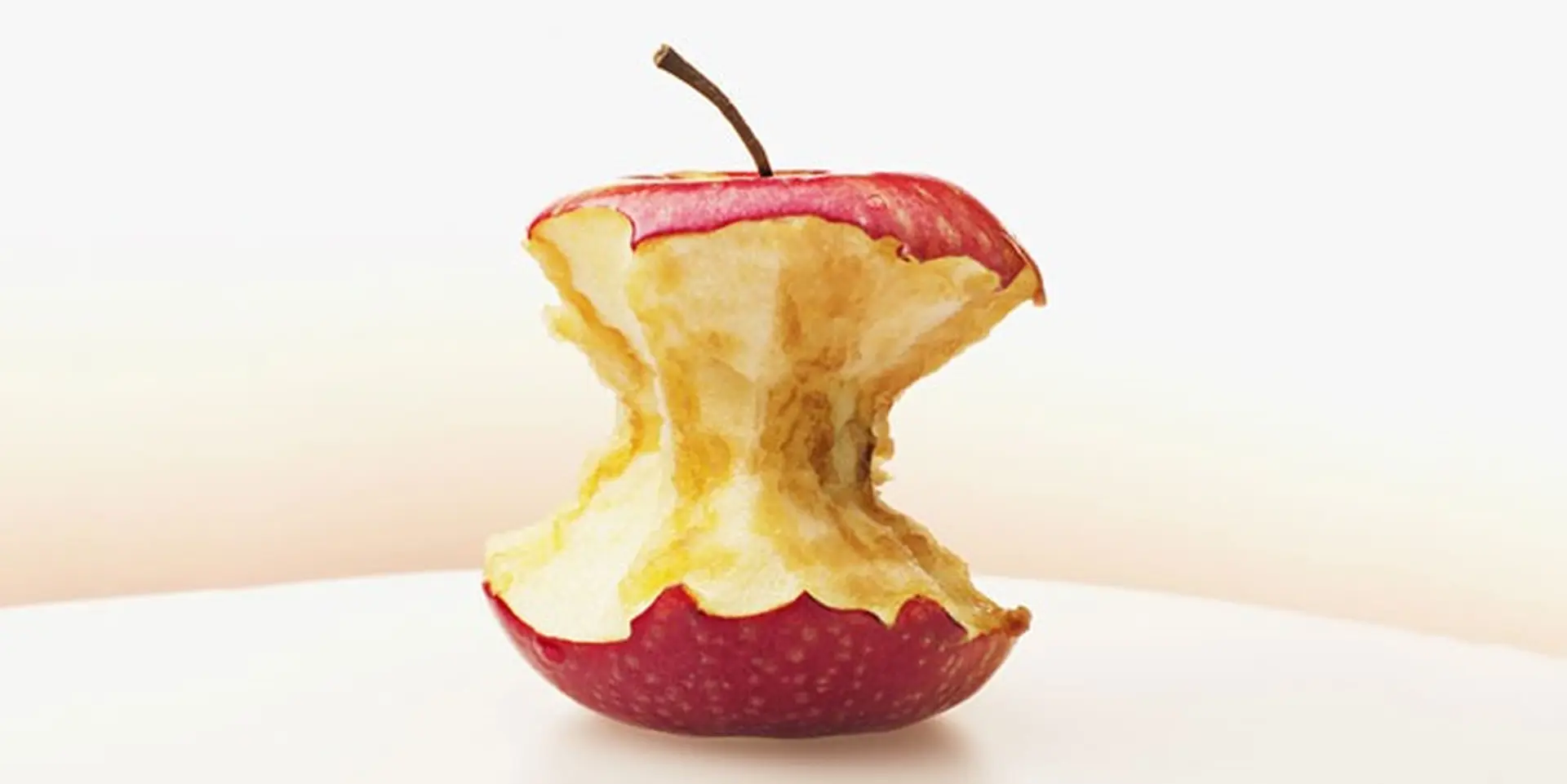 Tại sao Samsung chưa vượt qua được Apple?