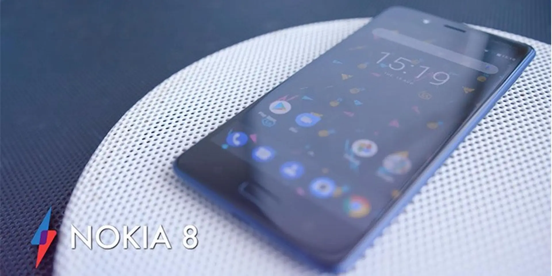 Loạt smartphone hấp dẫn lên kệ trong tháng 10