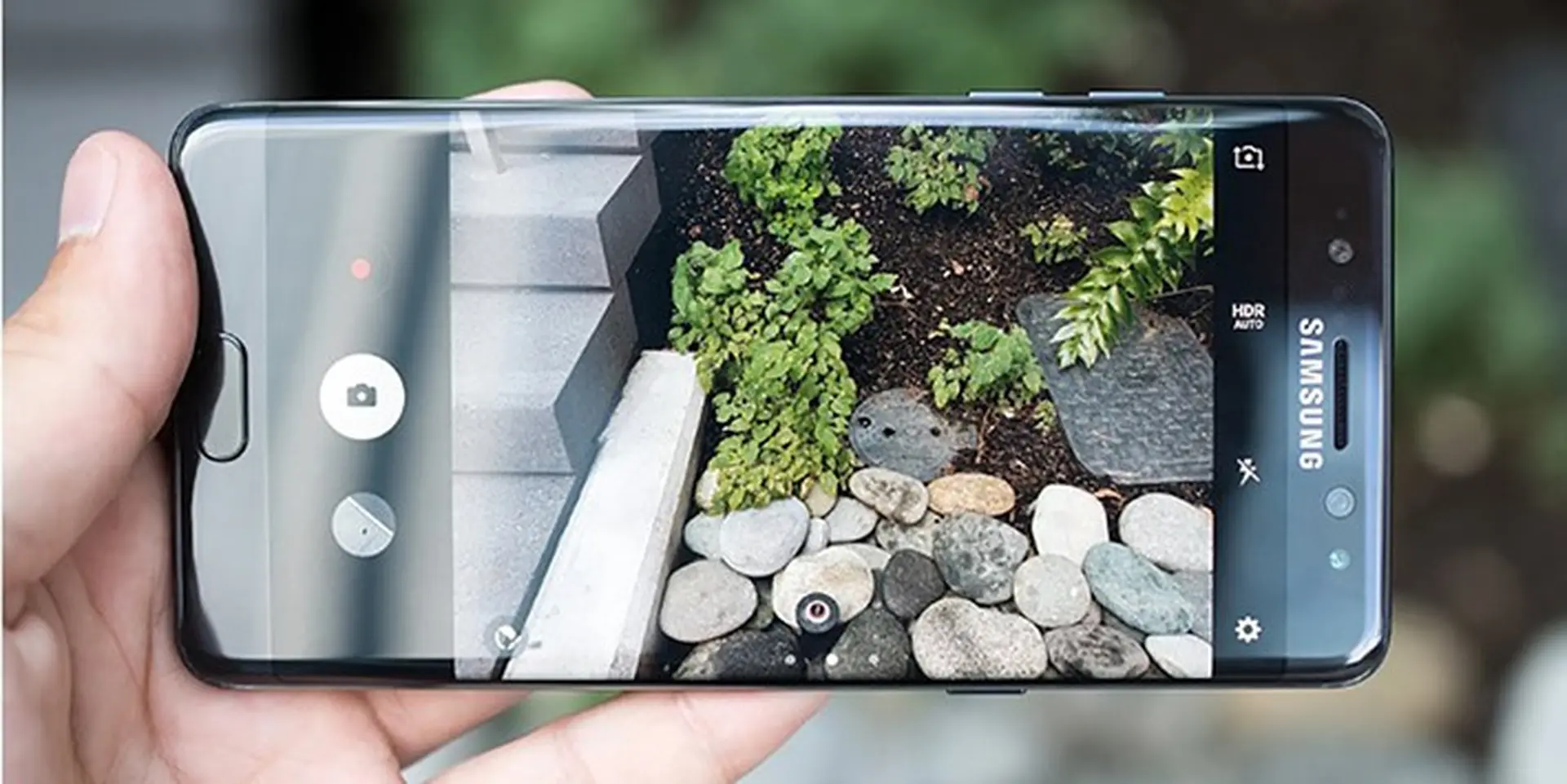 Điểm mặt những đối thủ đáng gờm Galaxy Note FE sẽ gặp phải khi lên kệ