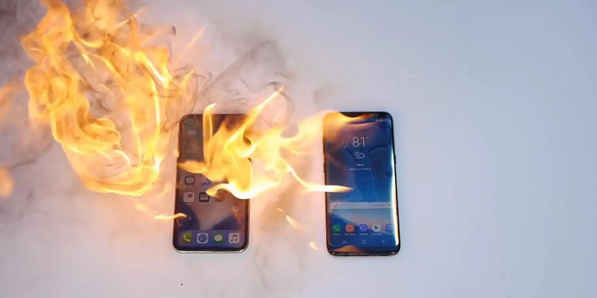 Thua trên sàn đấu "nước", iPhone X tiếp tục so găng cùng Galaxy trên sàn đấu "lửa"