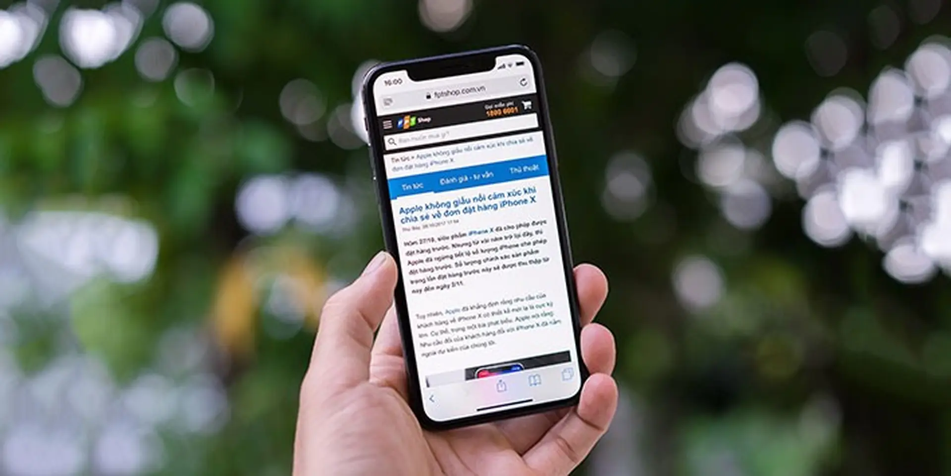 Nhóc tì 10 tuổi "bẻ khoá" iPhone X dễ như bỡn