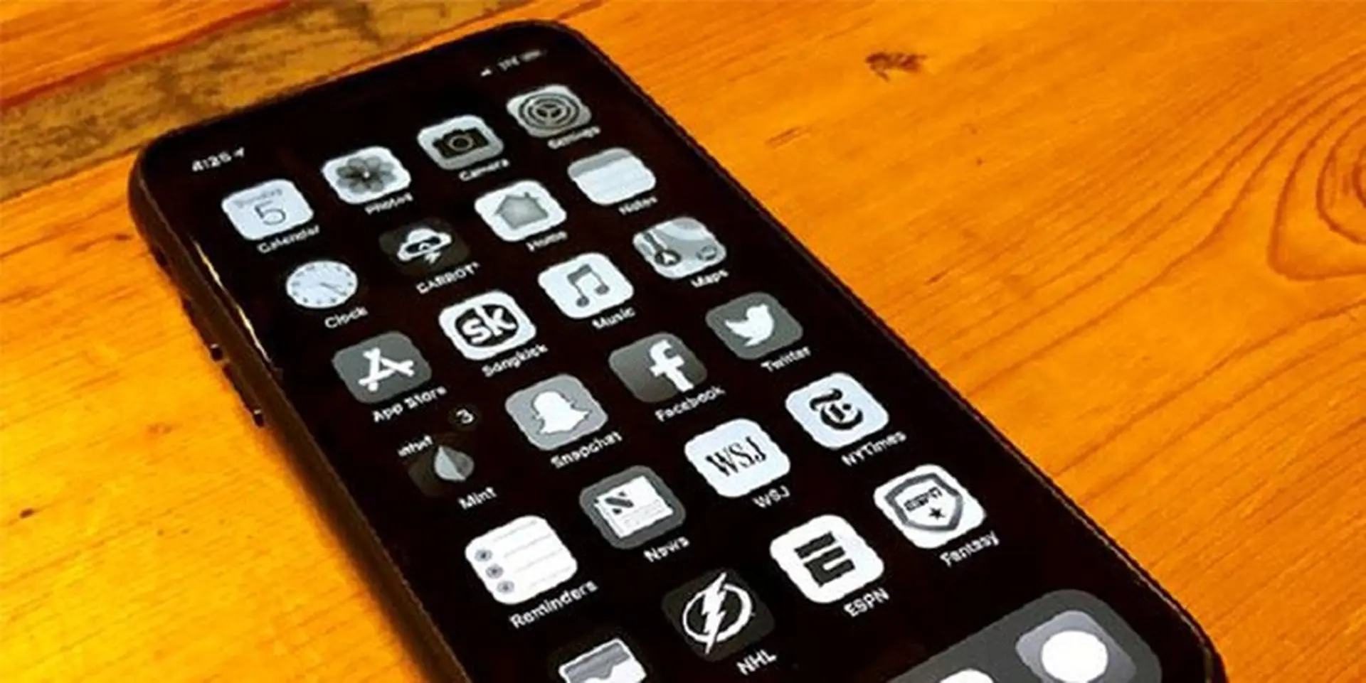 Cách sử dụng iPhone X để dung lượng pin tiết kiệm tới 60%
