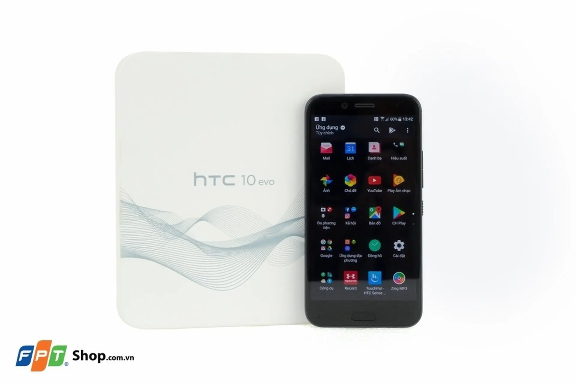 HTC 10 Evo giảm sốc chỉ còn 4,99 triệu đồng tại FPT Shop