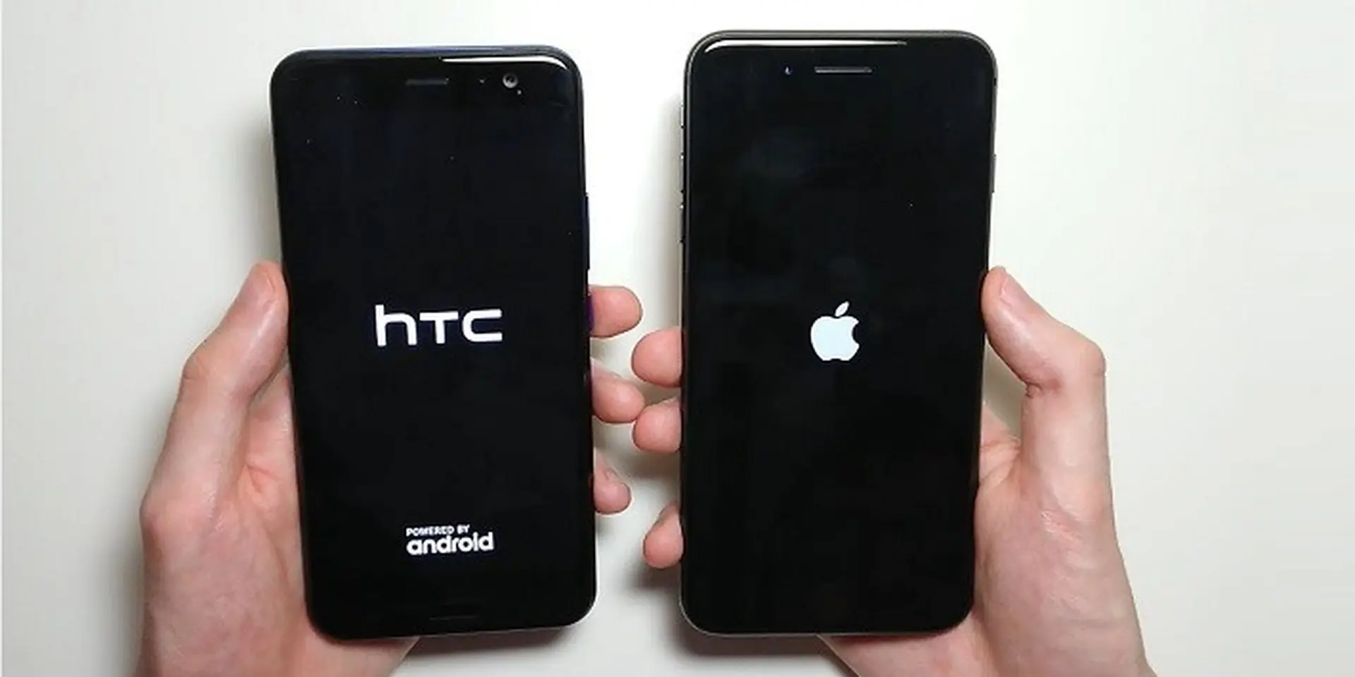 Tư vấn người dùng nên mua iPhone 8 Plus hay HTC U 11