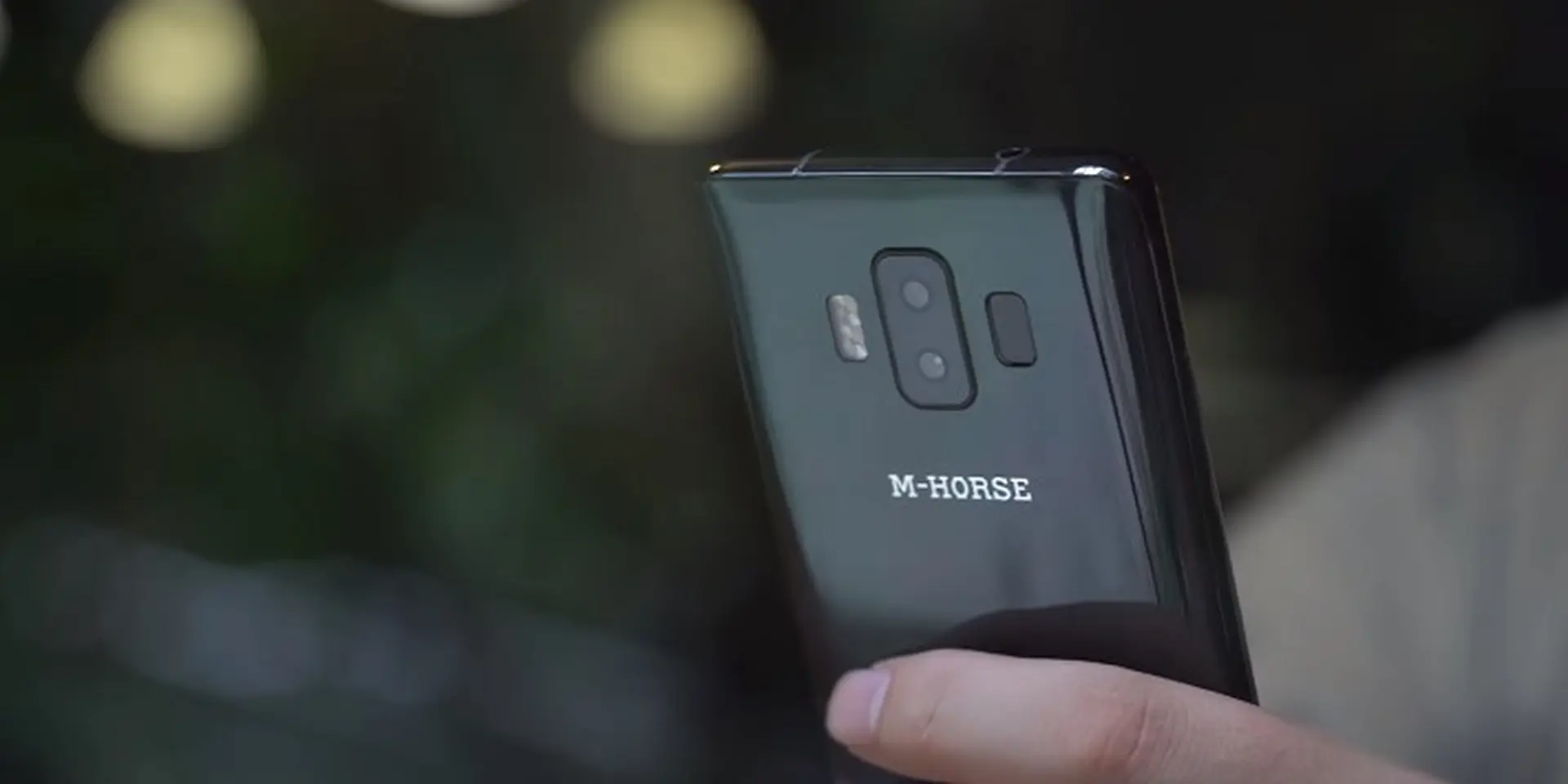 Sở hữu màn hình FullView, 4 camera, nhưng chiếc smartphone này có giá chỉ 2.3 triệu đồng