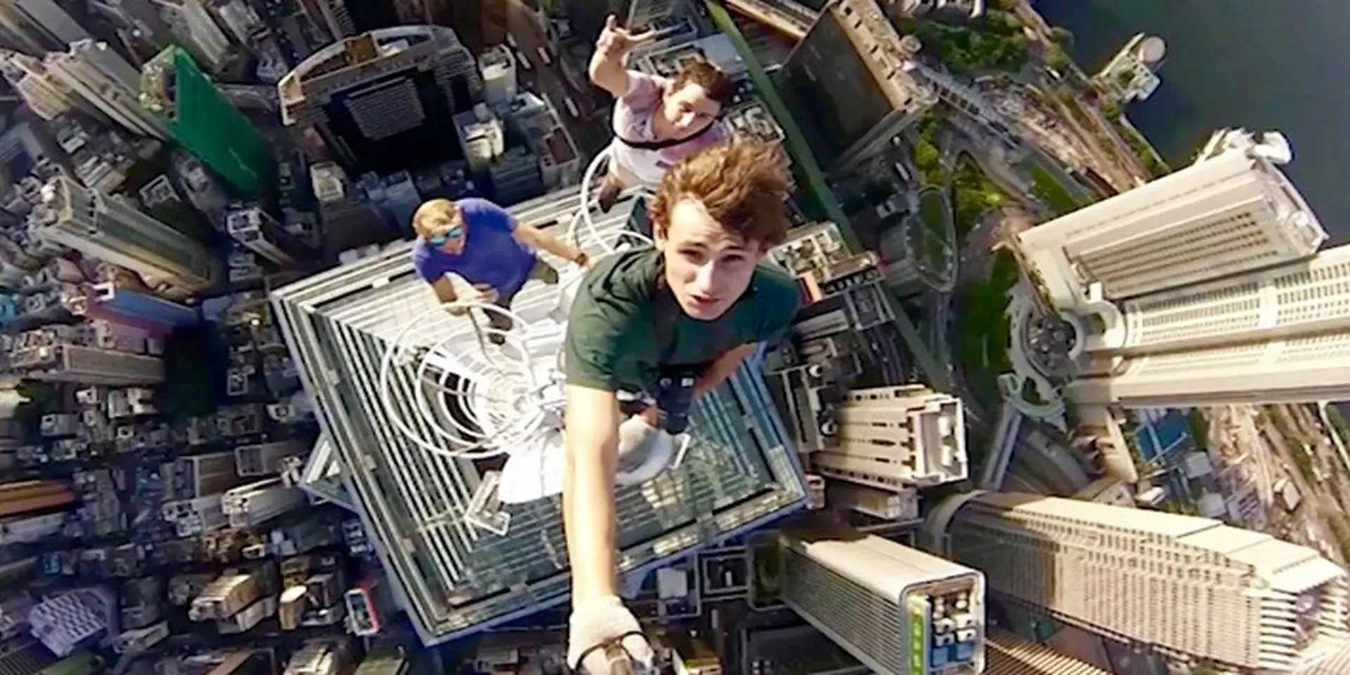 Cảnh báo: Lại có thêm một vụ chết người vì Selfie
