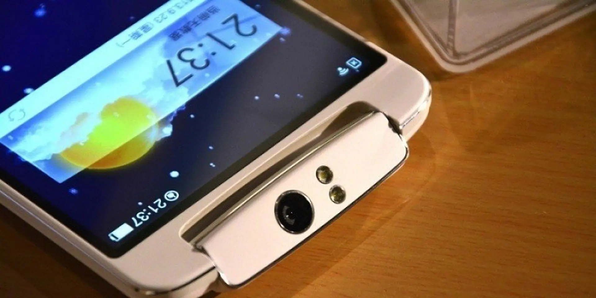 OPPO sẽ tham gia cuộc đua smartphone màn hình gập