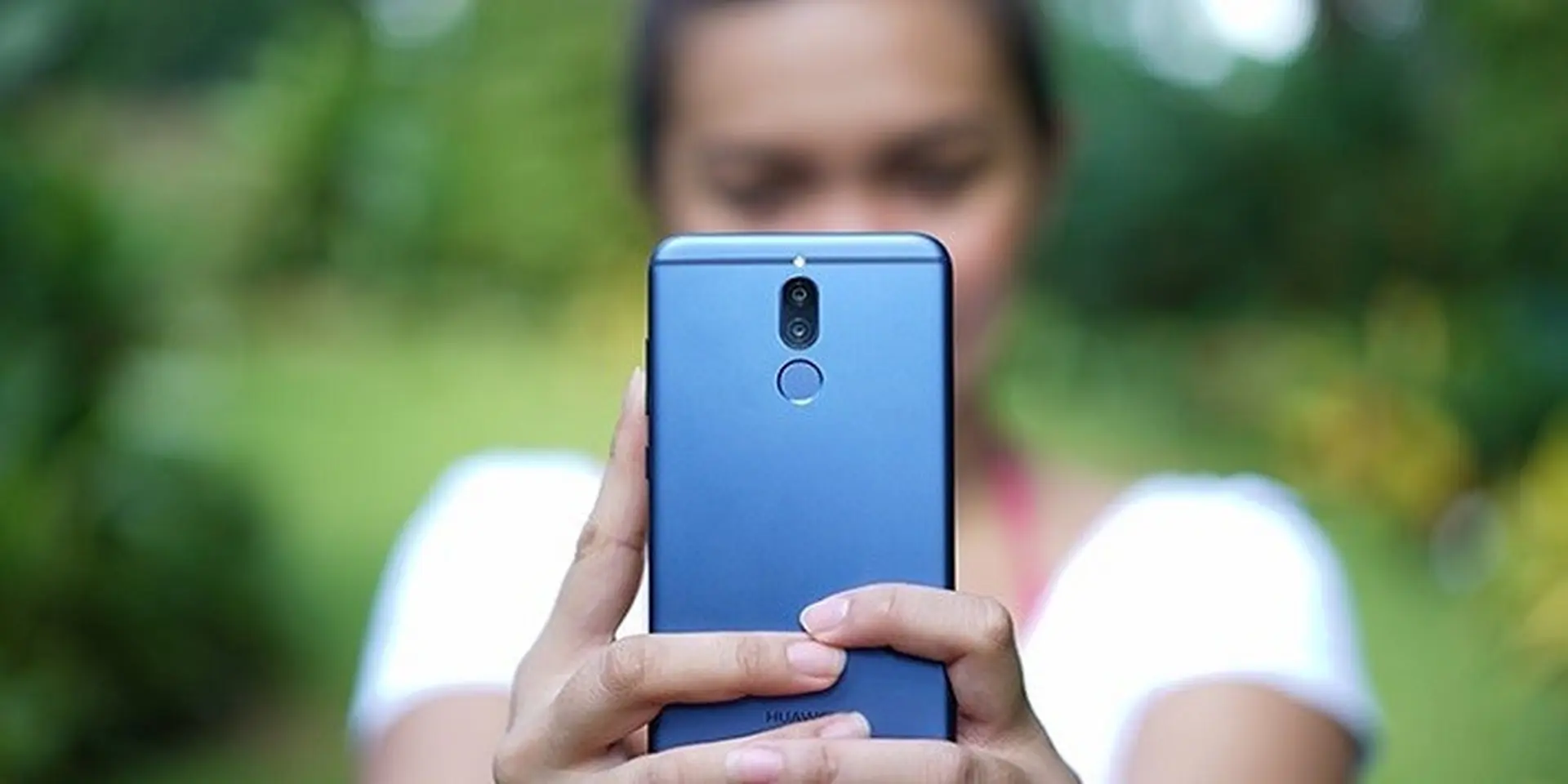 FPTShop chính thức mở bán Huawei Nova 2i phiên bản Aurora Blue, giá không đổi