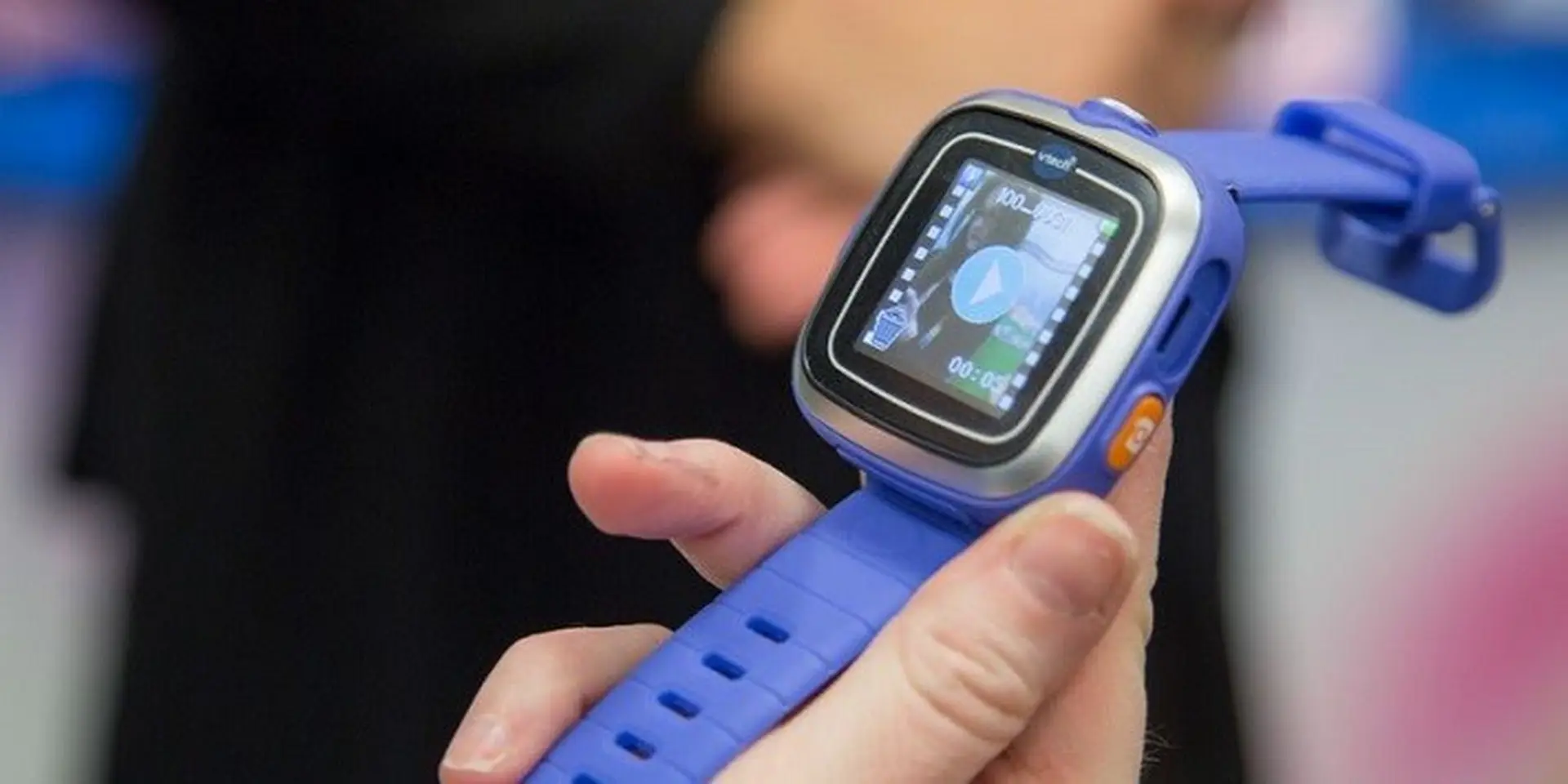 Có nên mua đồng hồ thông minh định vị cho trẻ em hay không? 