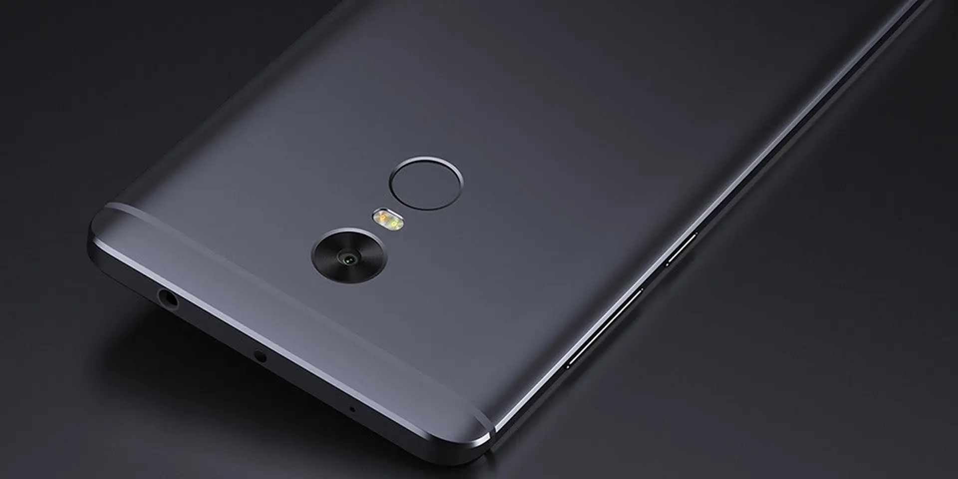 Một chiếc điện thoại Redmi bí ẩn xuất hiện trên FCC