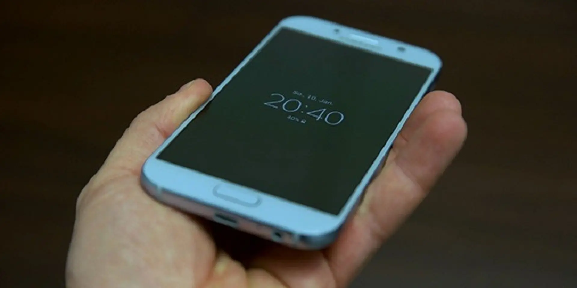 Samsung Galaxy A7 2017 bất ngờ xuất hiện giá bán chính thức tại Việt Nam