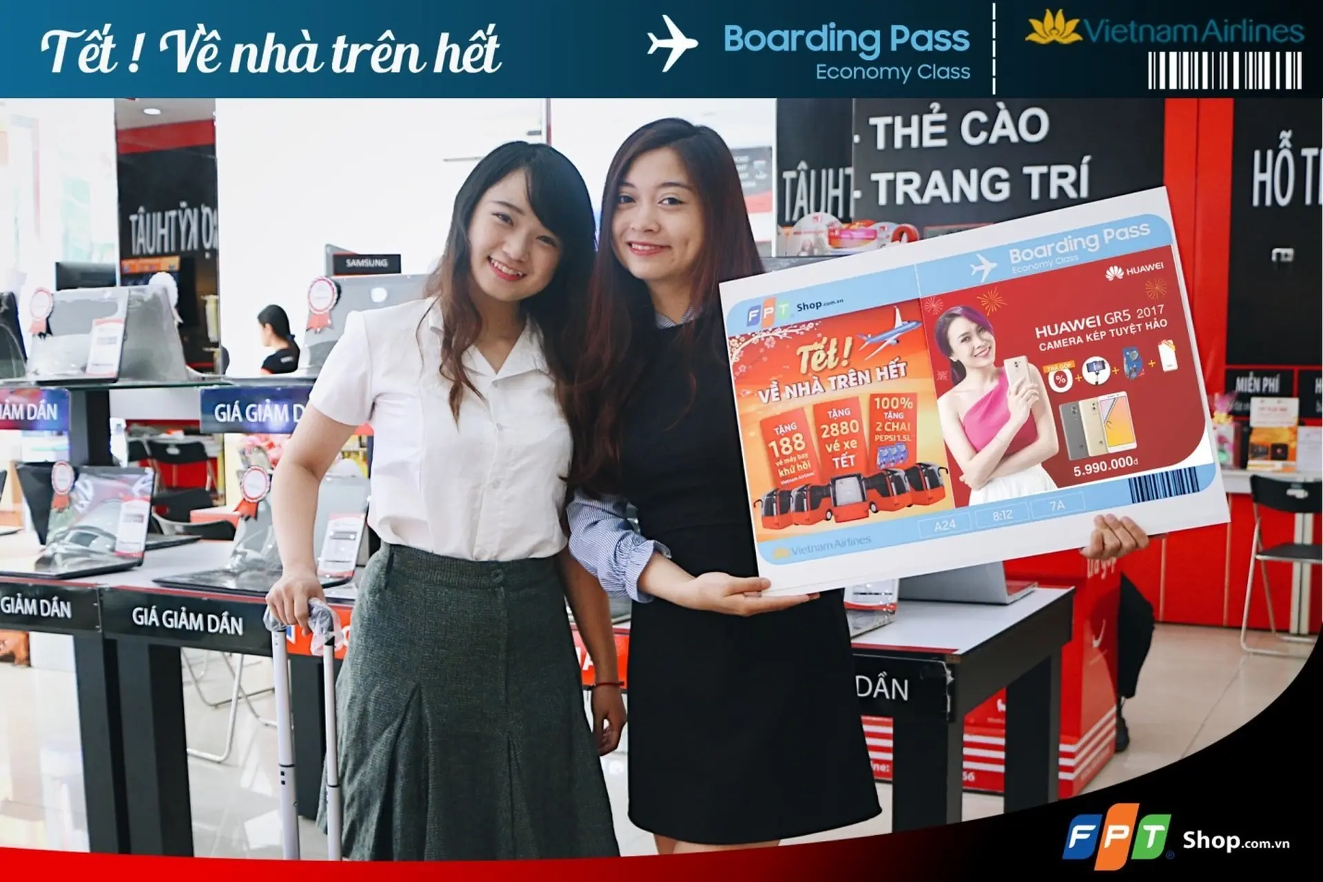 FPT Shop tặng 2880 vé xe Tết cho khách hàng mua sản phẩm Huawei