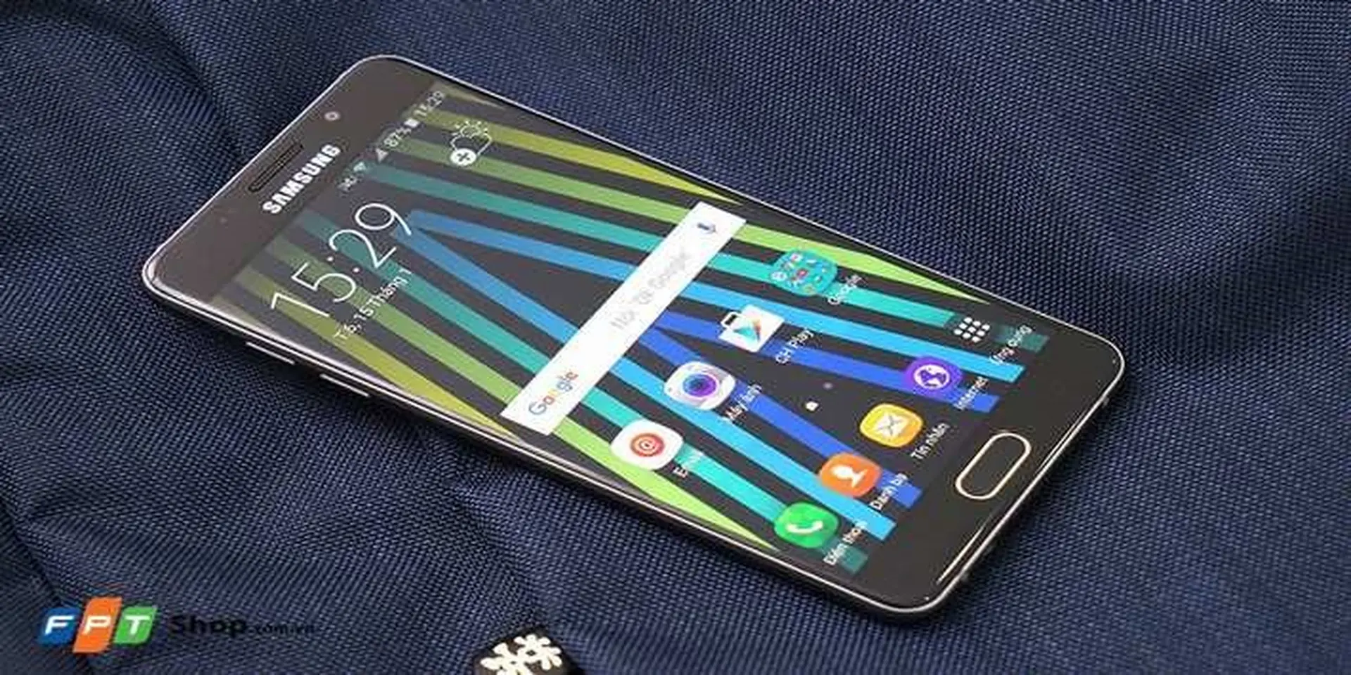 Galaxy A 2016 đã quá "hot" và liệu sự ra mắt của Galaxy A 2017 có đủ sức để cuốn hút người dùng?
