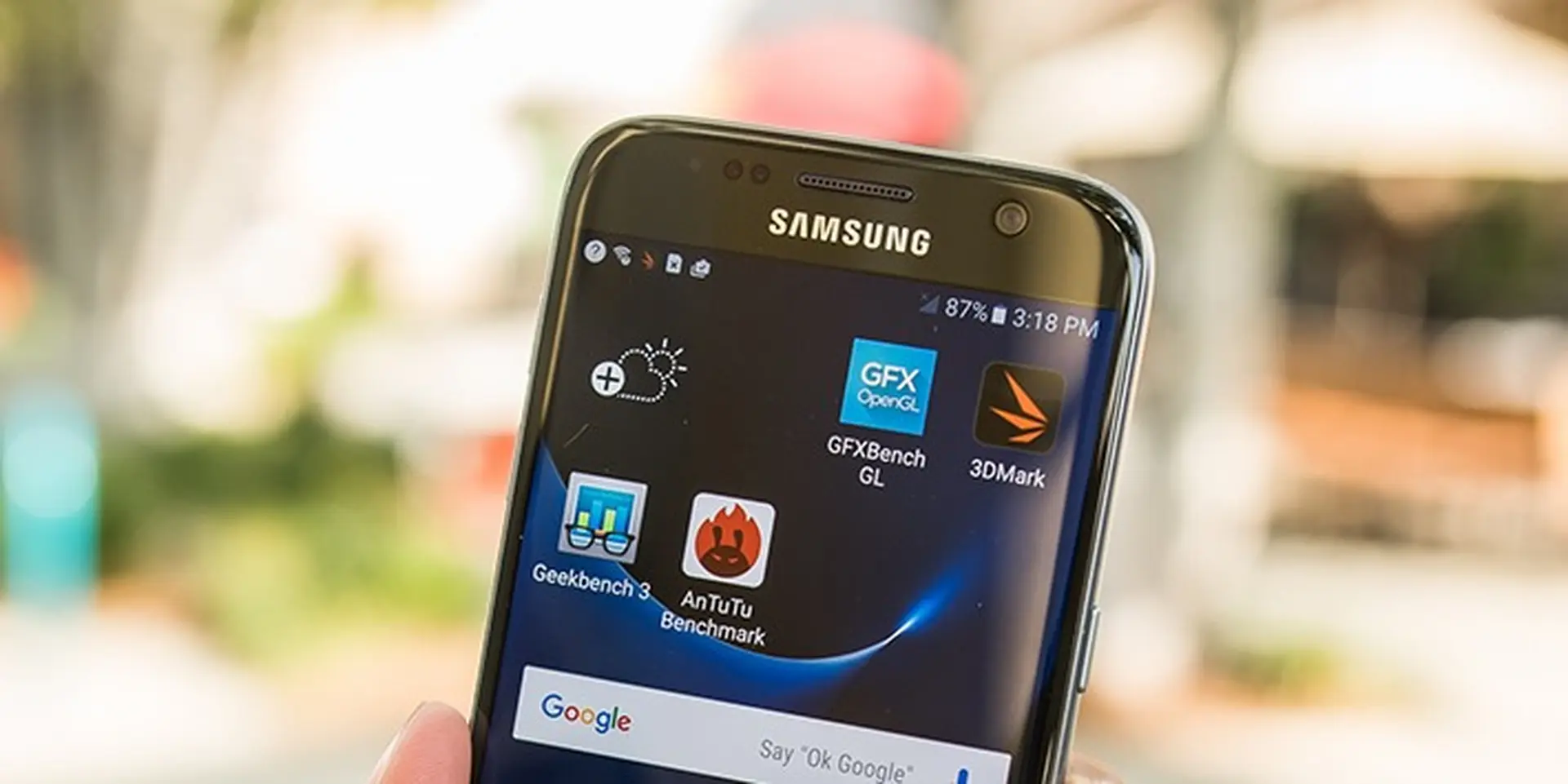 Hình ảnh mới Galaxy S8 và S8 Plus với nút Home ảo và màn hình Always On Display