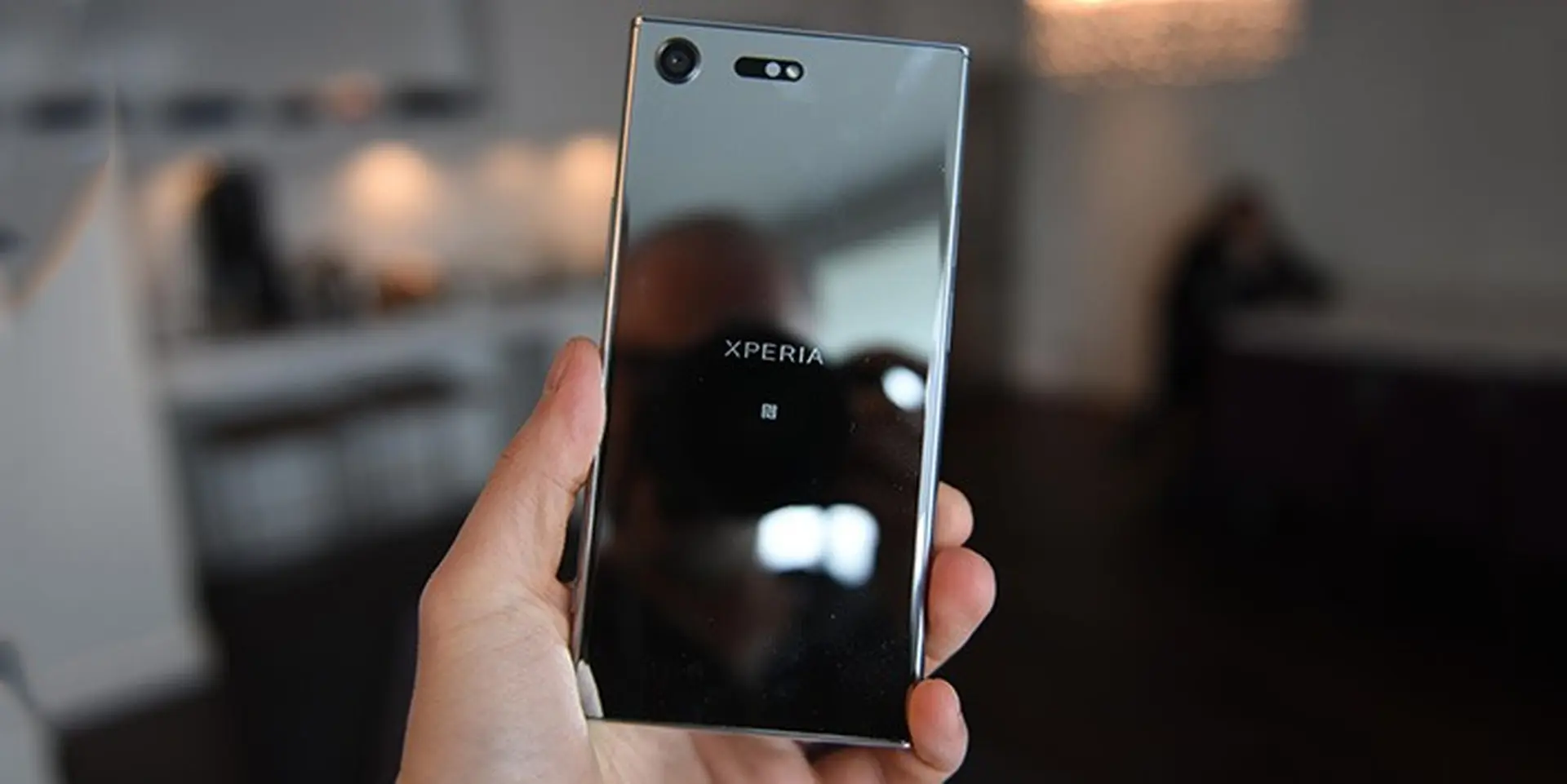 Có thêm 4 điều này, Xperia XZ Premium sẽ đánh bại mọi đối thủ