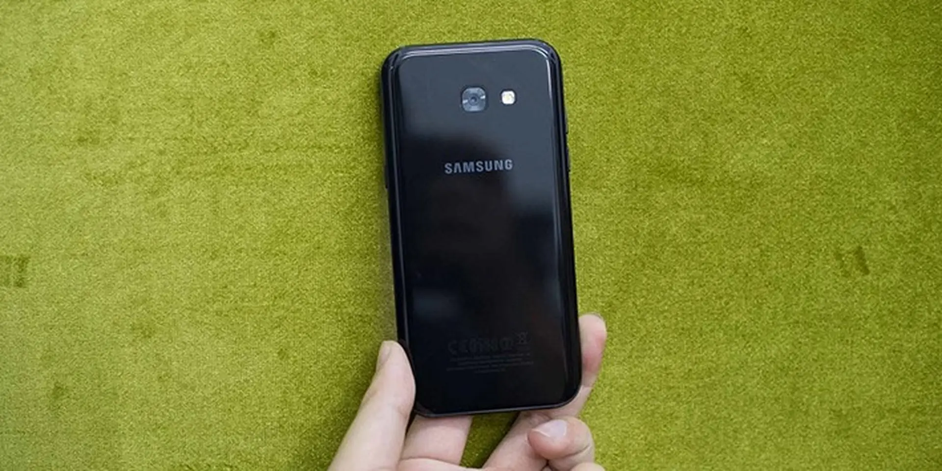 Trên tay Galaxy A5 2017: smartphone cận cao cấp hot nhất của Samsung