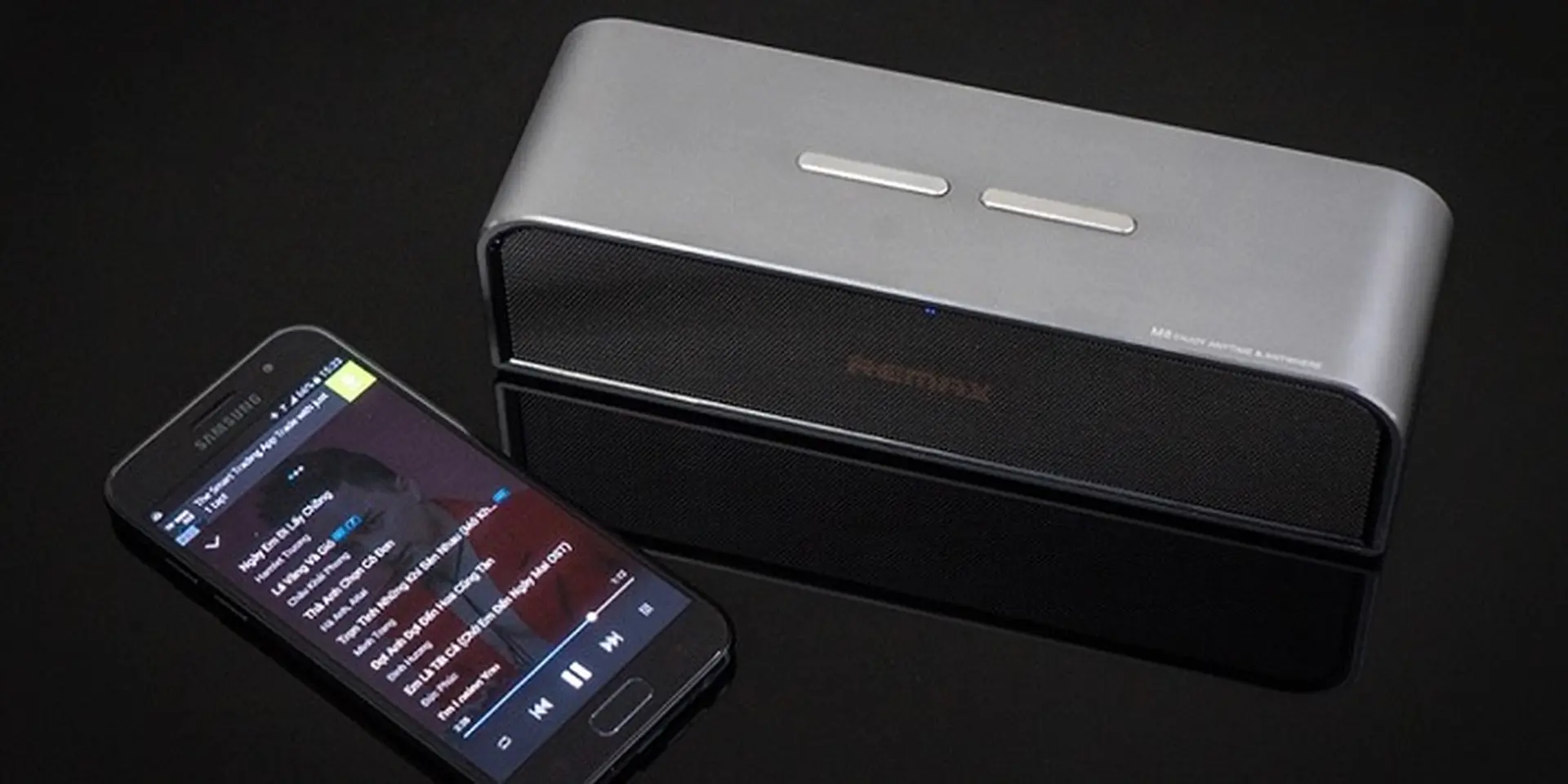 Trên tay loa Remax RB-M8 Đẹp, sang, âm sáng