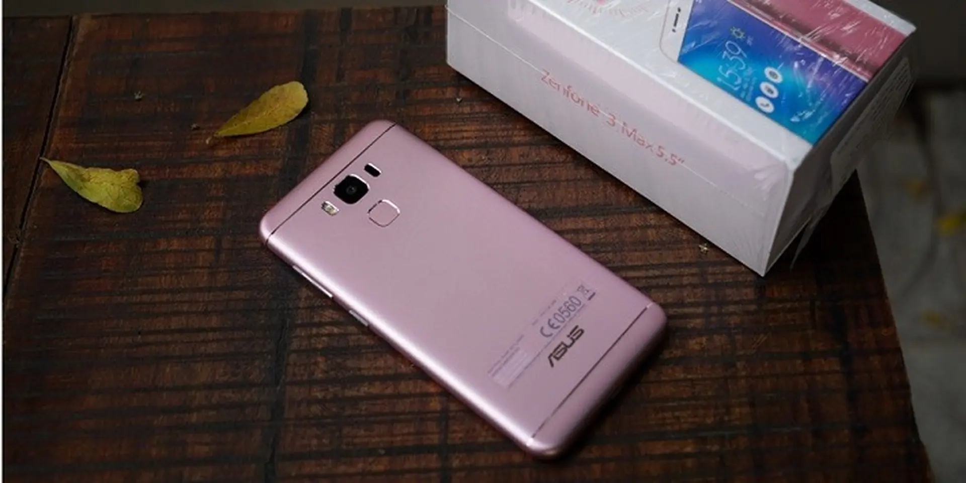 Trên tay ASUS Zenfone 3 Max 5.5 phiên bản màu hồng, cực kỳ nữ tính