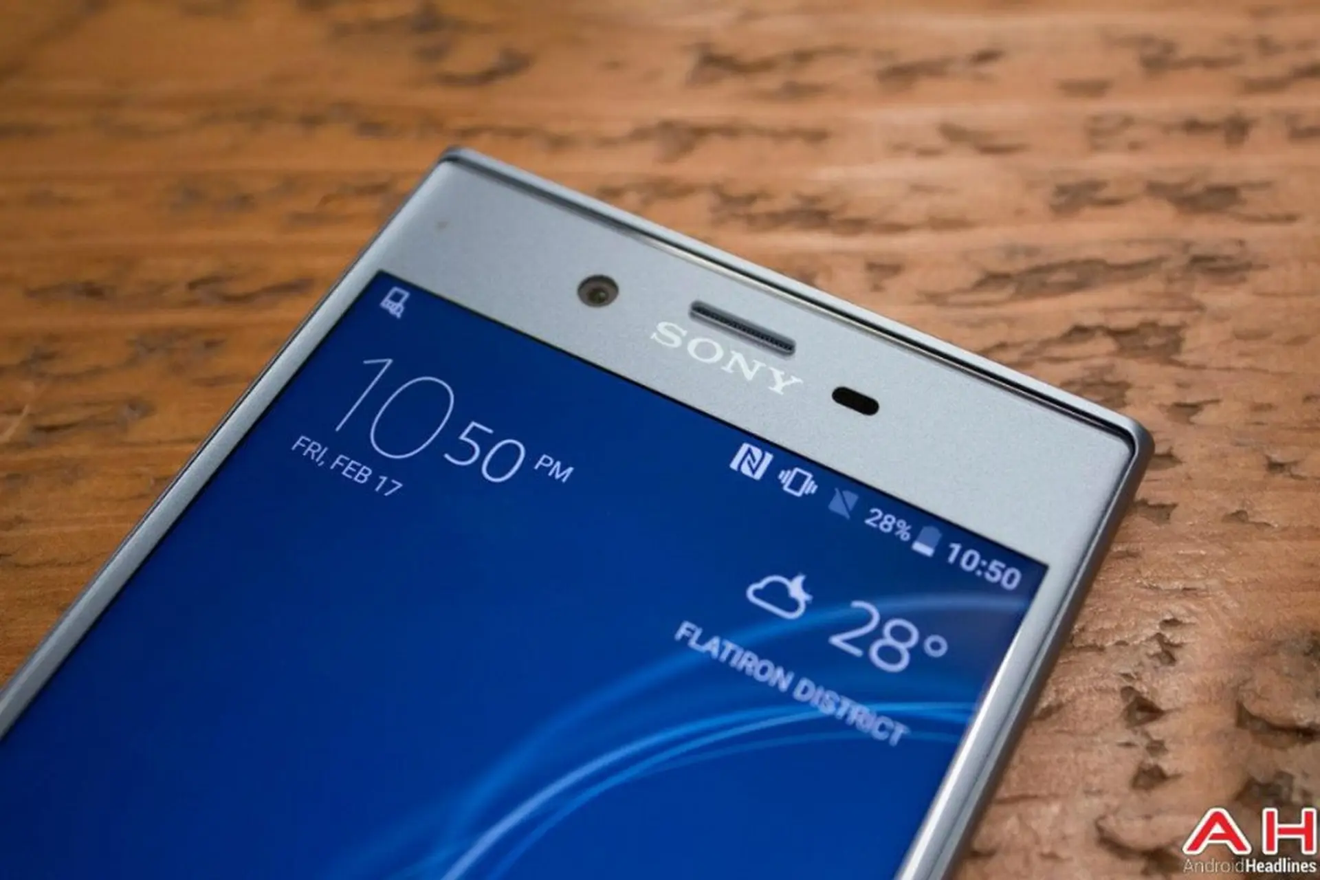 Sony sẽ bán có giới hạn một mẫu smartphone mới sử dụng màn OLED