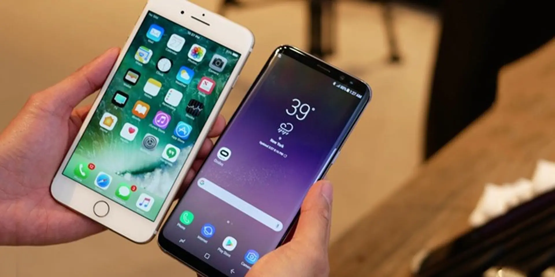 10 smartphone tốt nhất thế giới hiện nay: iPhone không phải số 1