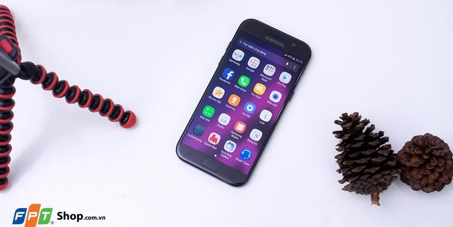 Galaxy A5 2017 camera 16/16MP sang chảnh, hỗ trợ chống nước giảm giá mạnh mẽ