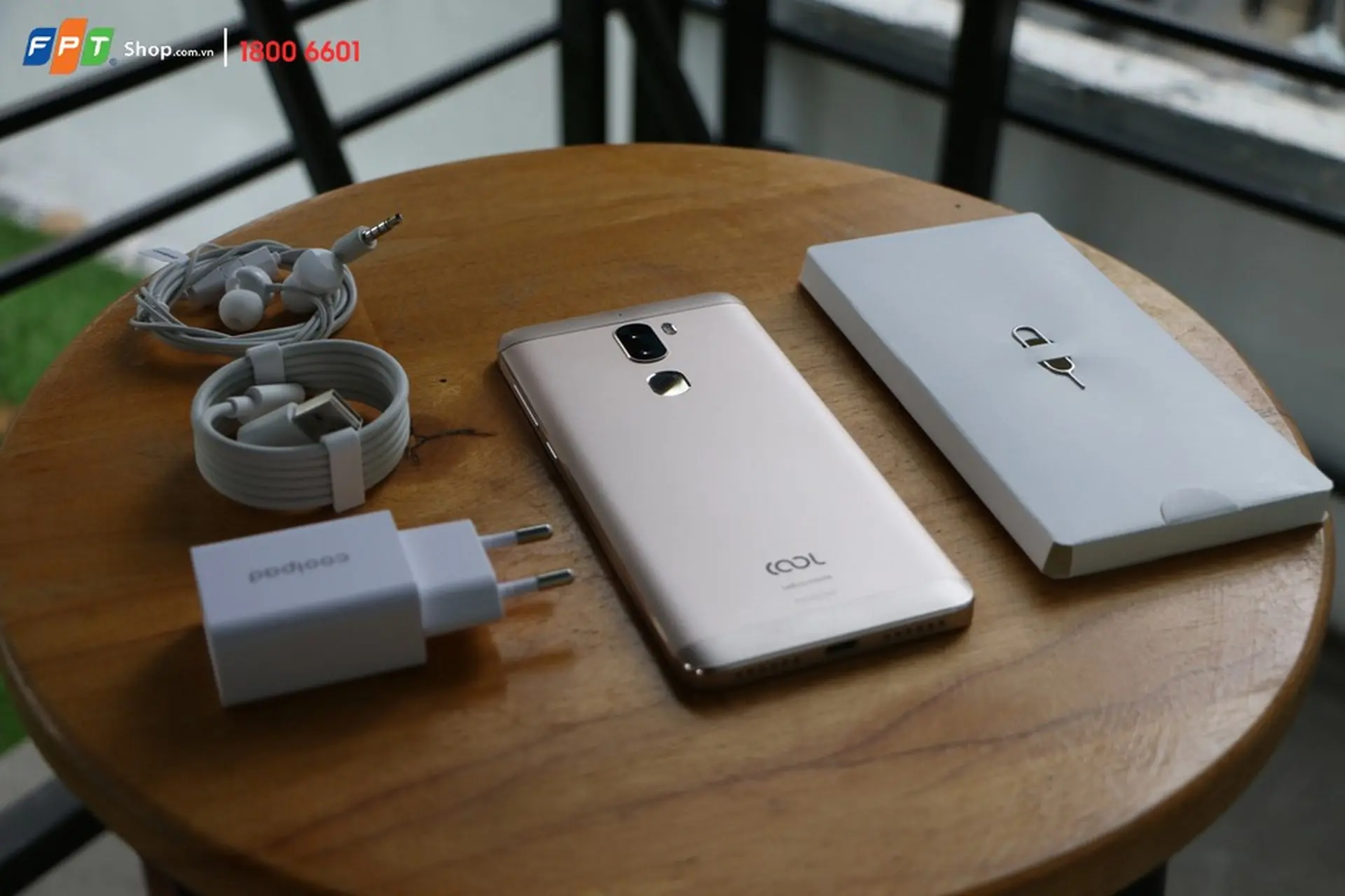 Sở hữu smartphone camera kép Coolpad Cool Dual chỉ với 1,65 triệu tại FPT Shop