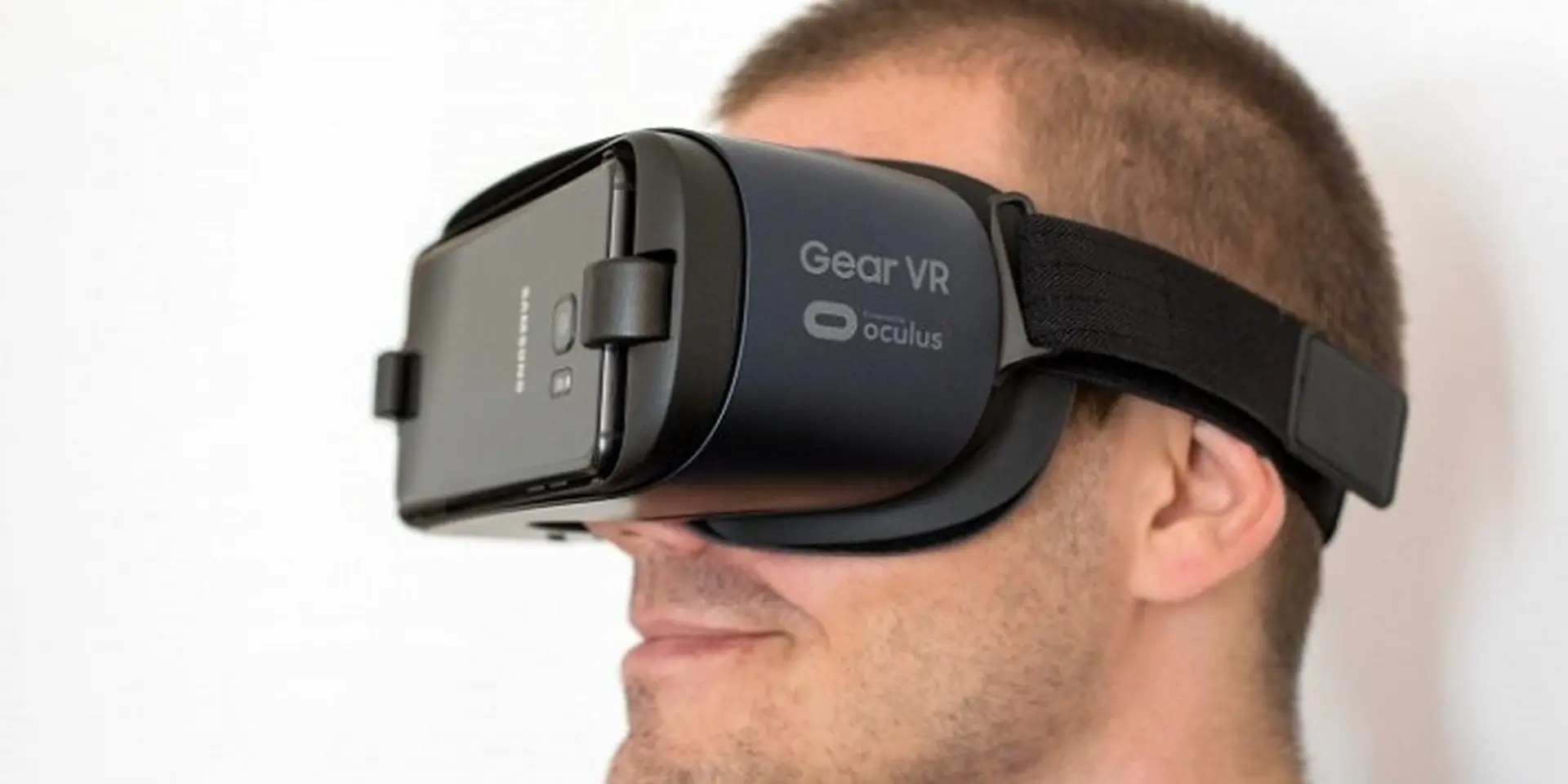 Samsung bán được hơn 782,000 Gear VR trong quý 1 năm 2017
