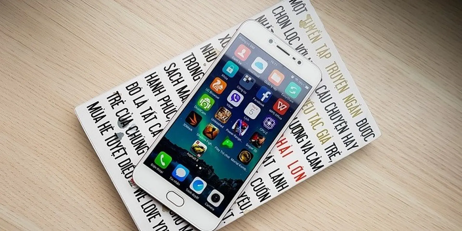 Top 5 smartphone có camera selfie khủng trên thị trường
