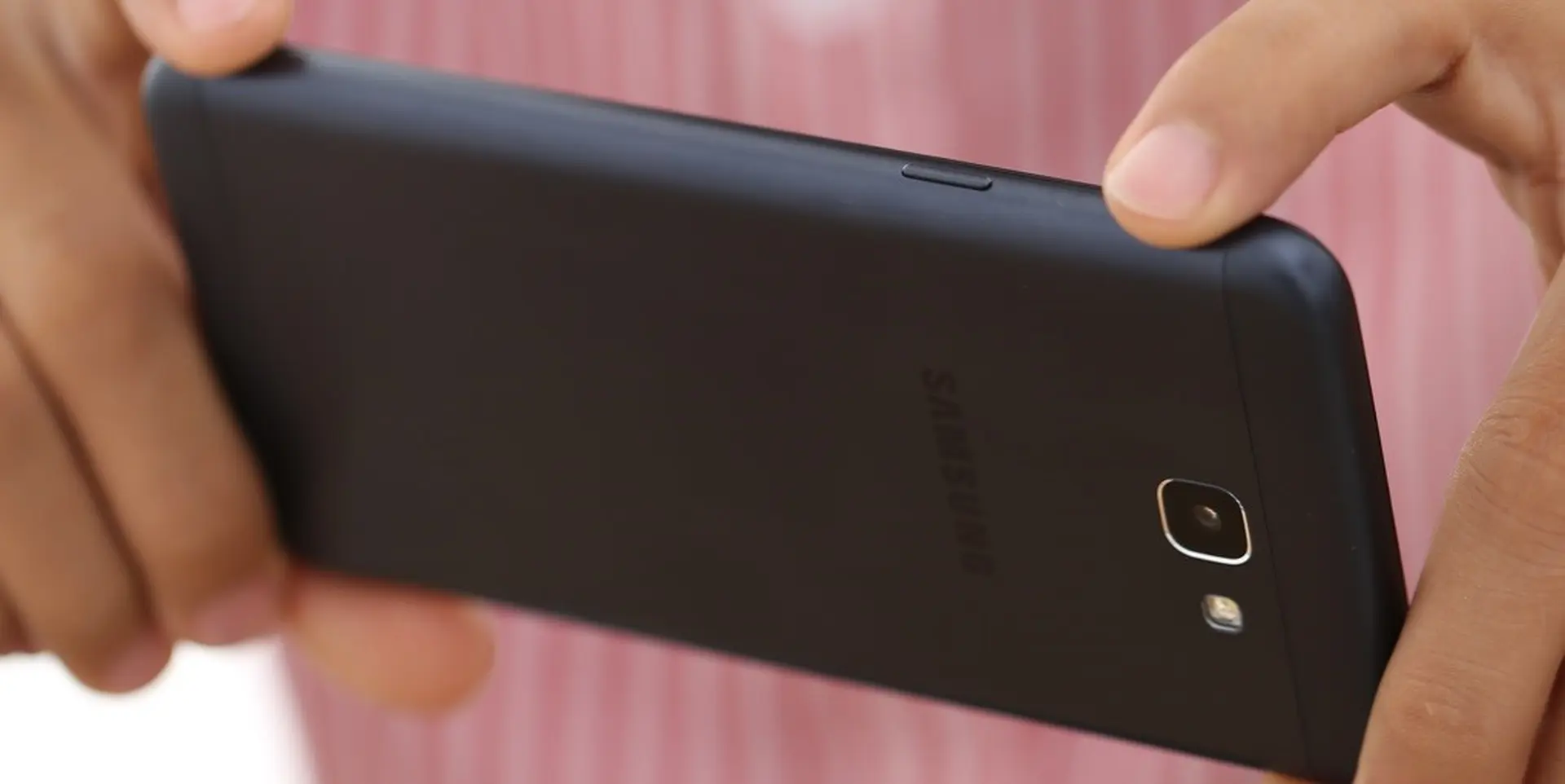 "Hàng HOT" Galaxy J5 Prime chính thức hạ giá sốc