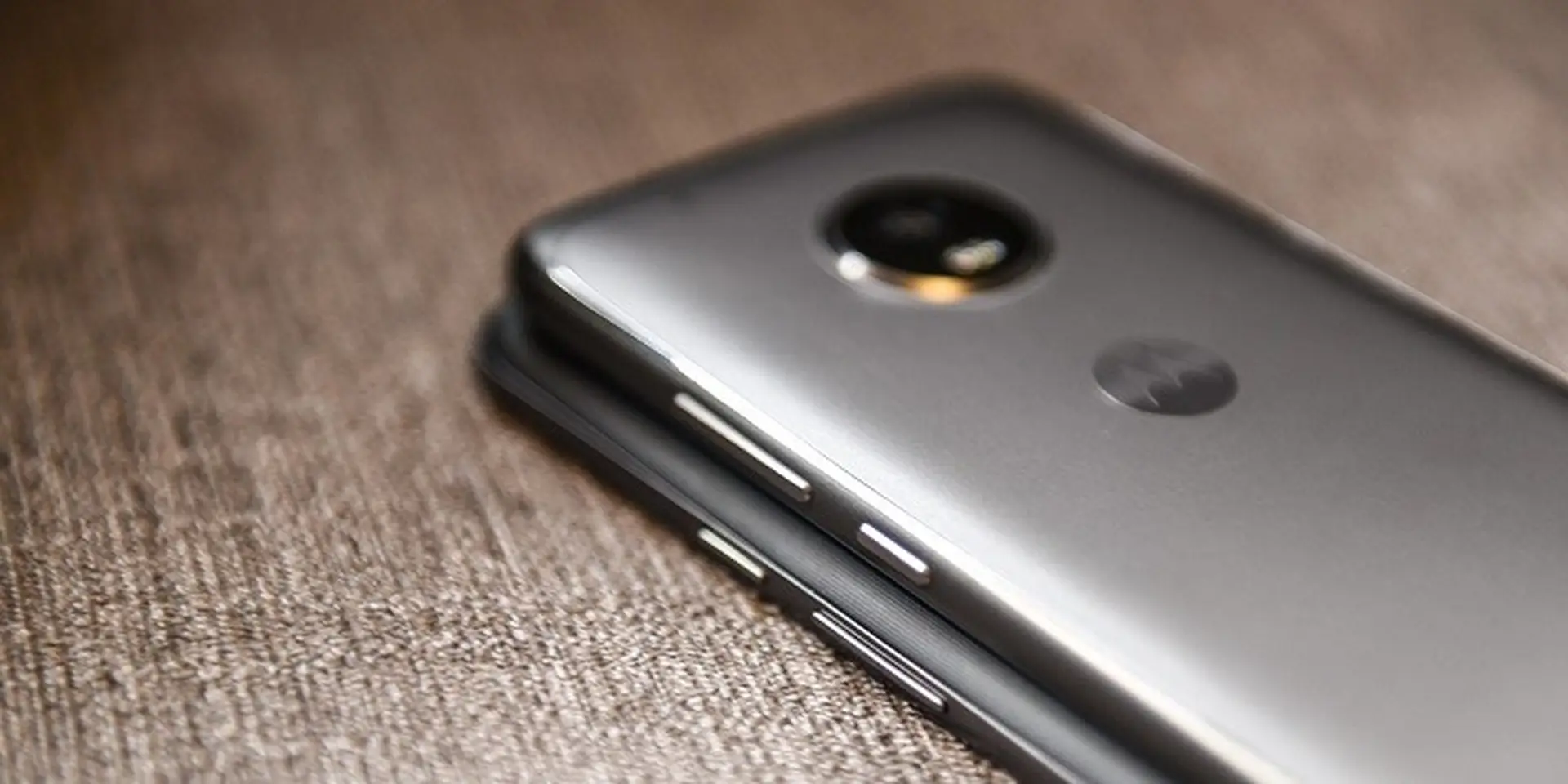 Moto G5s Plus lộ ảnh và cấu hình trước ngày ra mắt