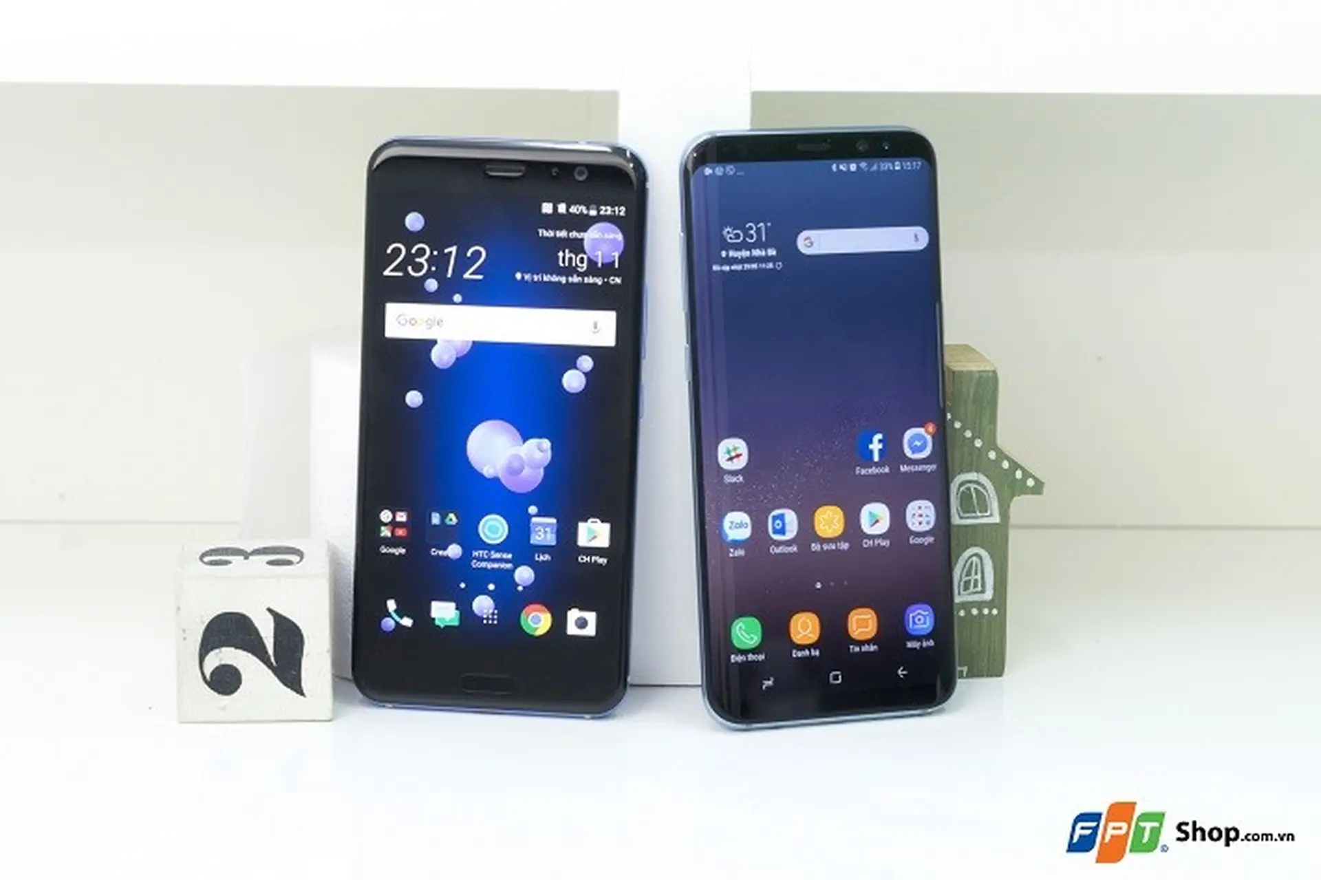 [Góc chiêm ngưỡng] Bộ ảnh HTC U11 Amazing Silver sánh vai cùng Galaxy s8+ Blue Coral