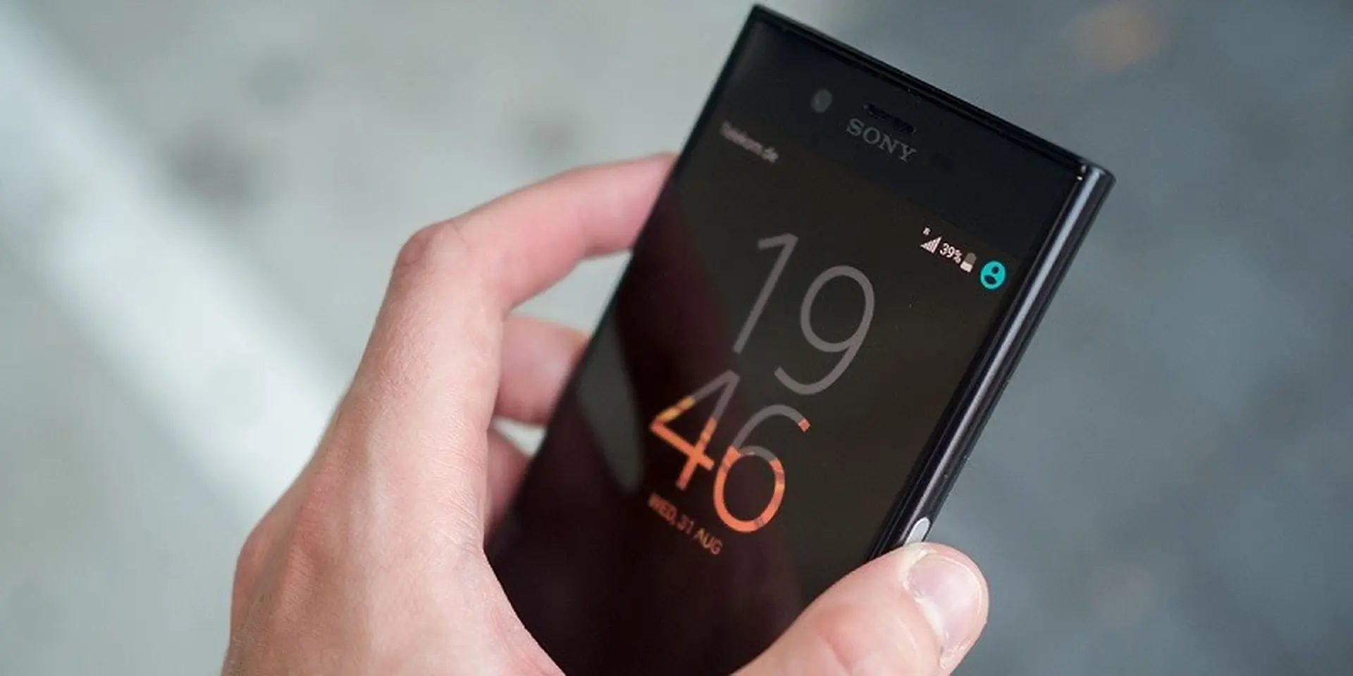 Xperia XZ chống nước, camera 13/23MP được hạ giá sốc thêm lần nữa