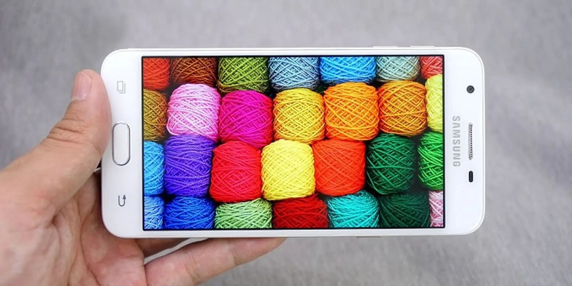 Top 5 điện thoại phân khúc 5 triệu đáng sở hữu nhất