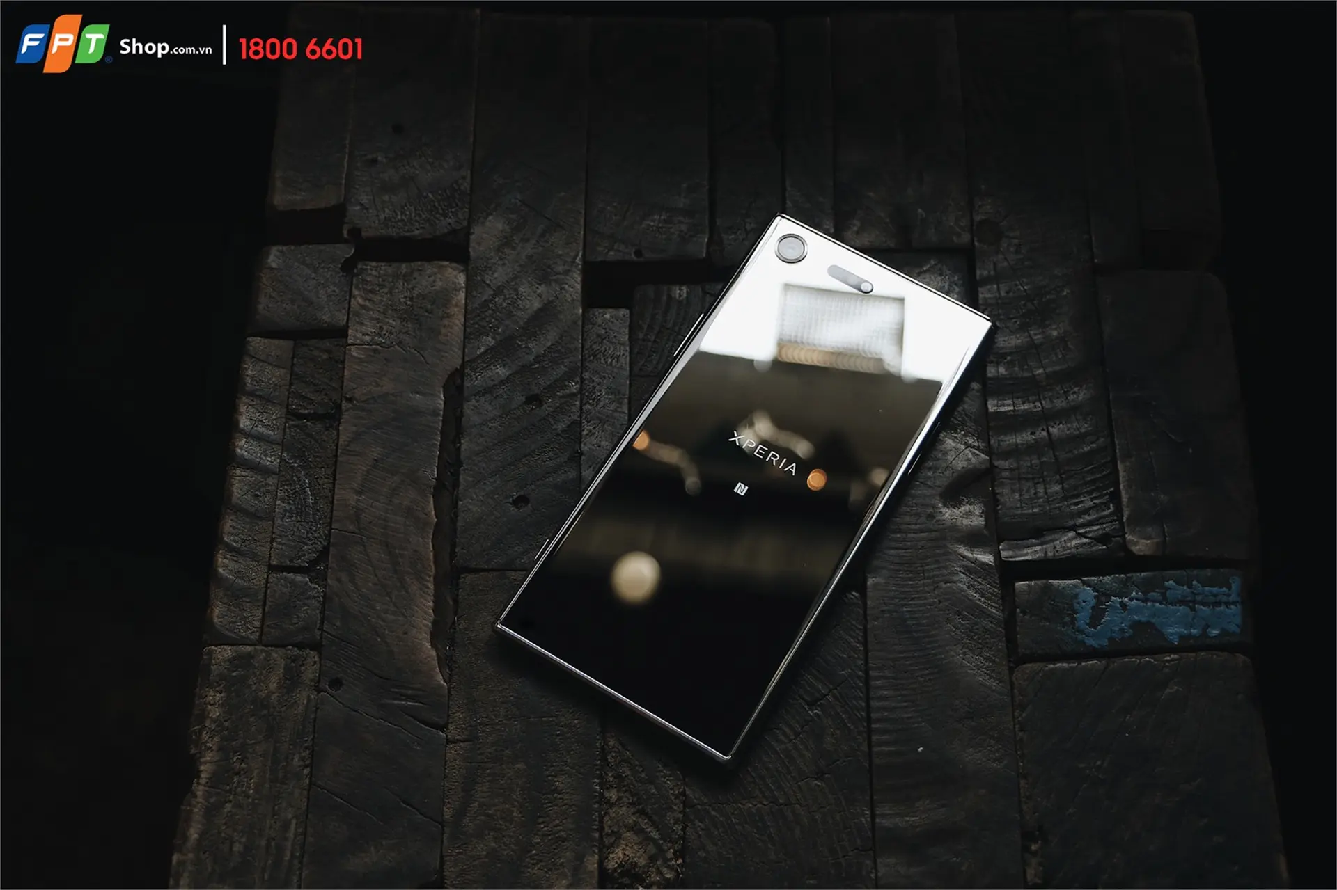 Siêu phẩm Sony Xperia XZ Premium chính thức lên kệ tại FPT Shop từ ngày 24/6