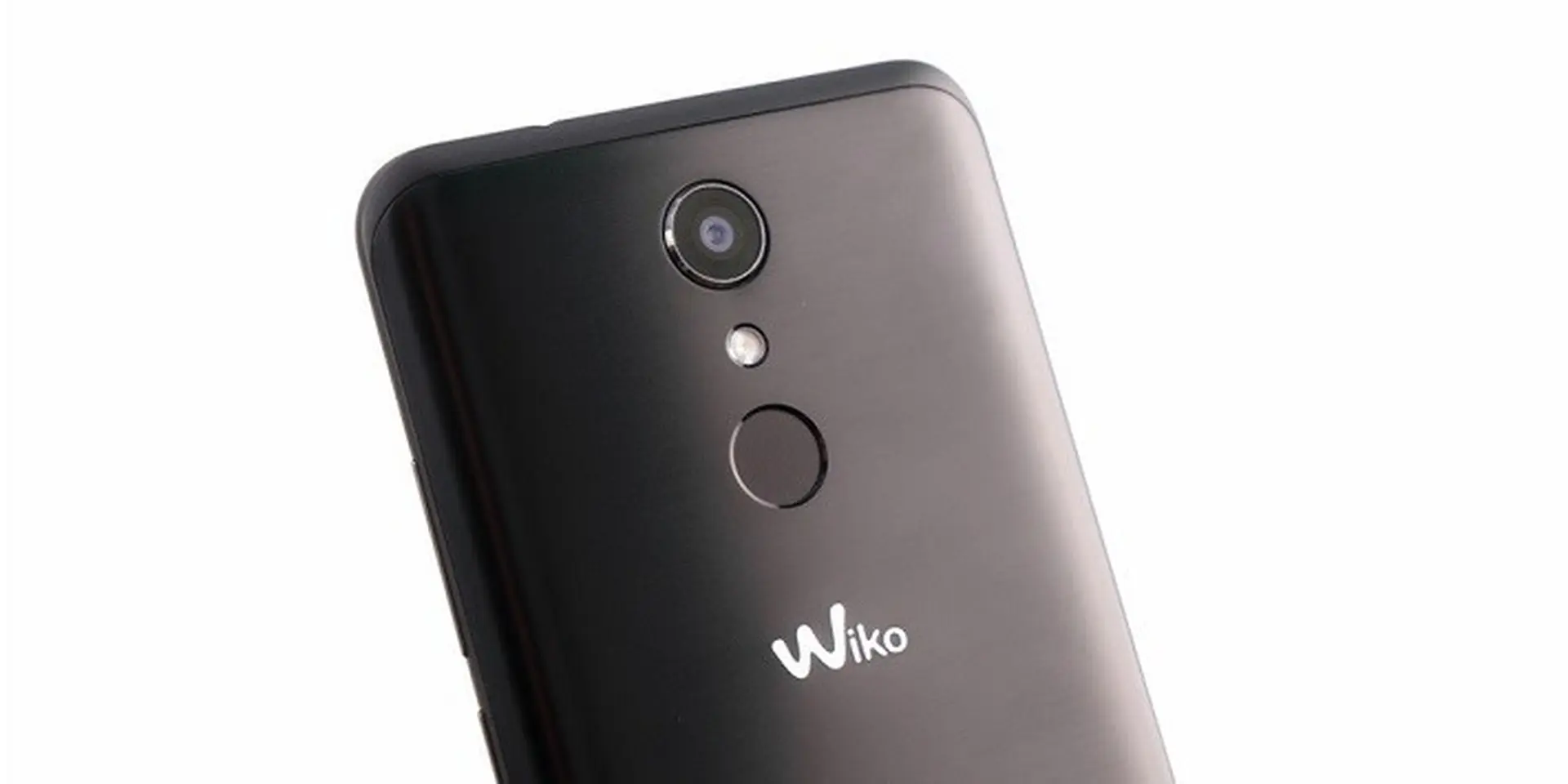 So sánh cấu hình Wiko U Pulse và các smartphone khác cùng phân khúc