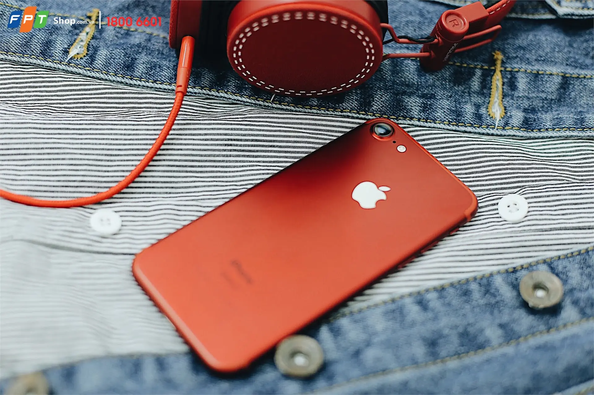 Sau thời gian "cháy hàng", iPhone RED đã trở lại tại FPT Shop