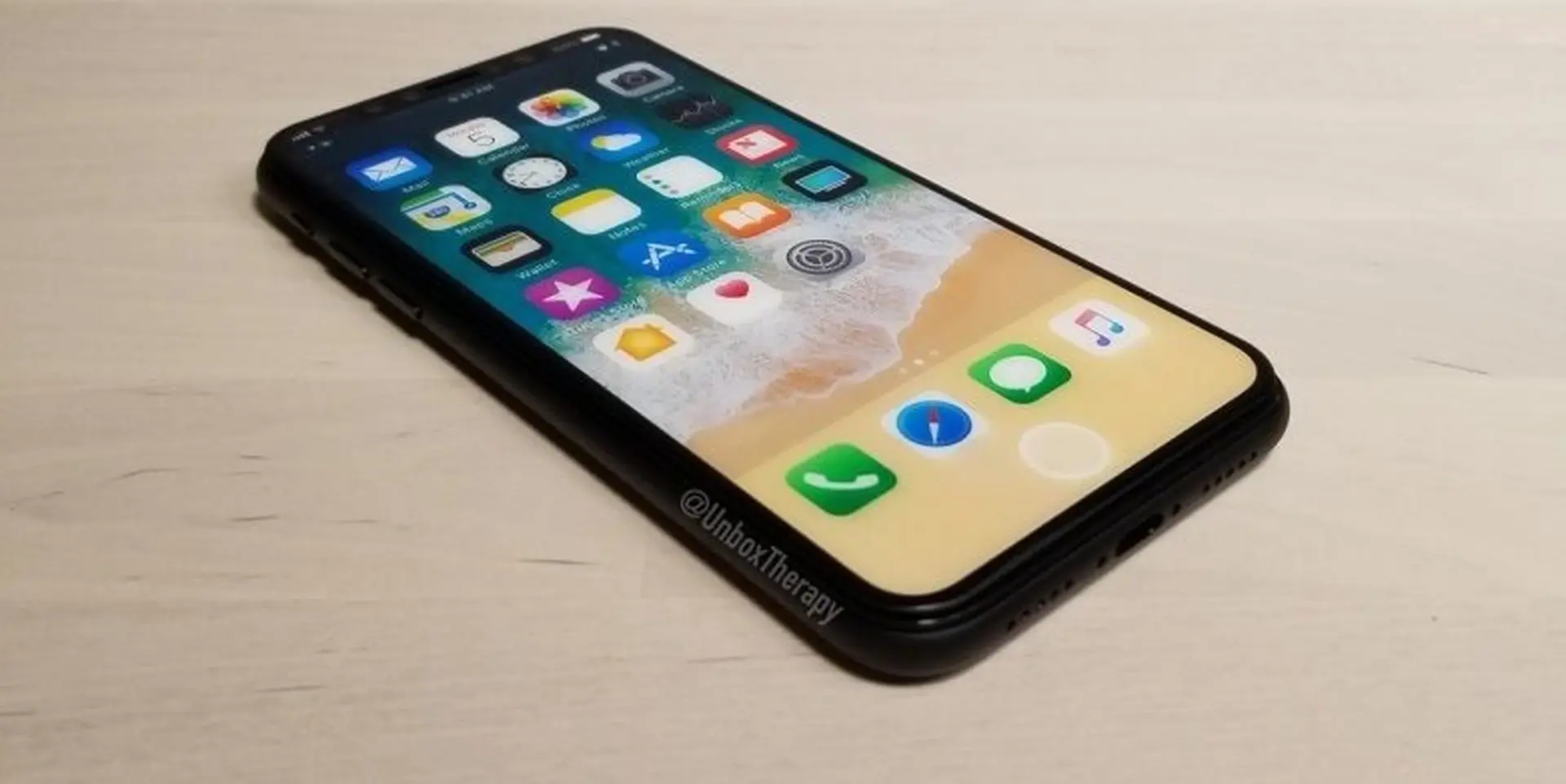 iPhone 8 camera kép, màn hình tràn cạnh tiếp tục lộ ảnh thực tế sắc nét 