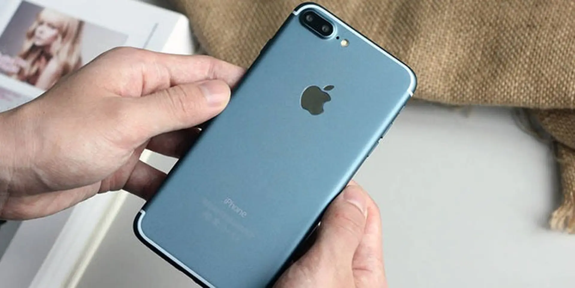 Cuối năm nay, hãy chọn iPhone 7s thay vì iPhone 8