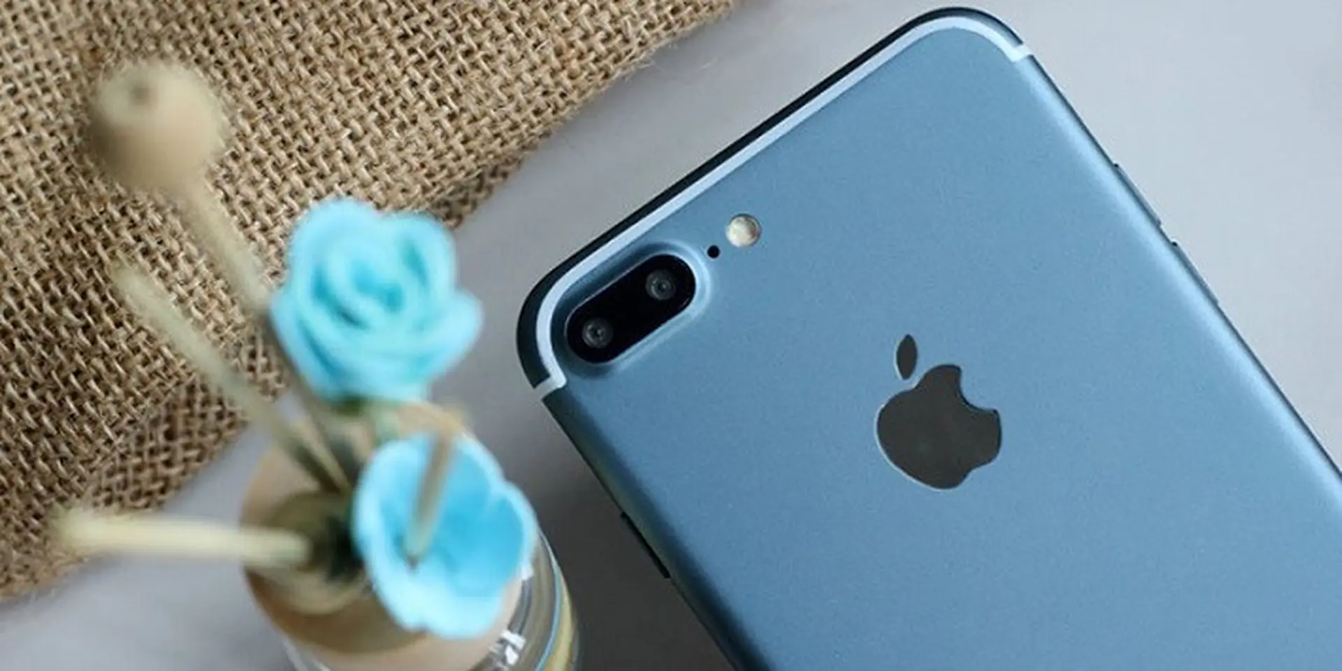 Một nửa smartphone trong năm 2019 sẽ có camera kép