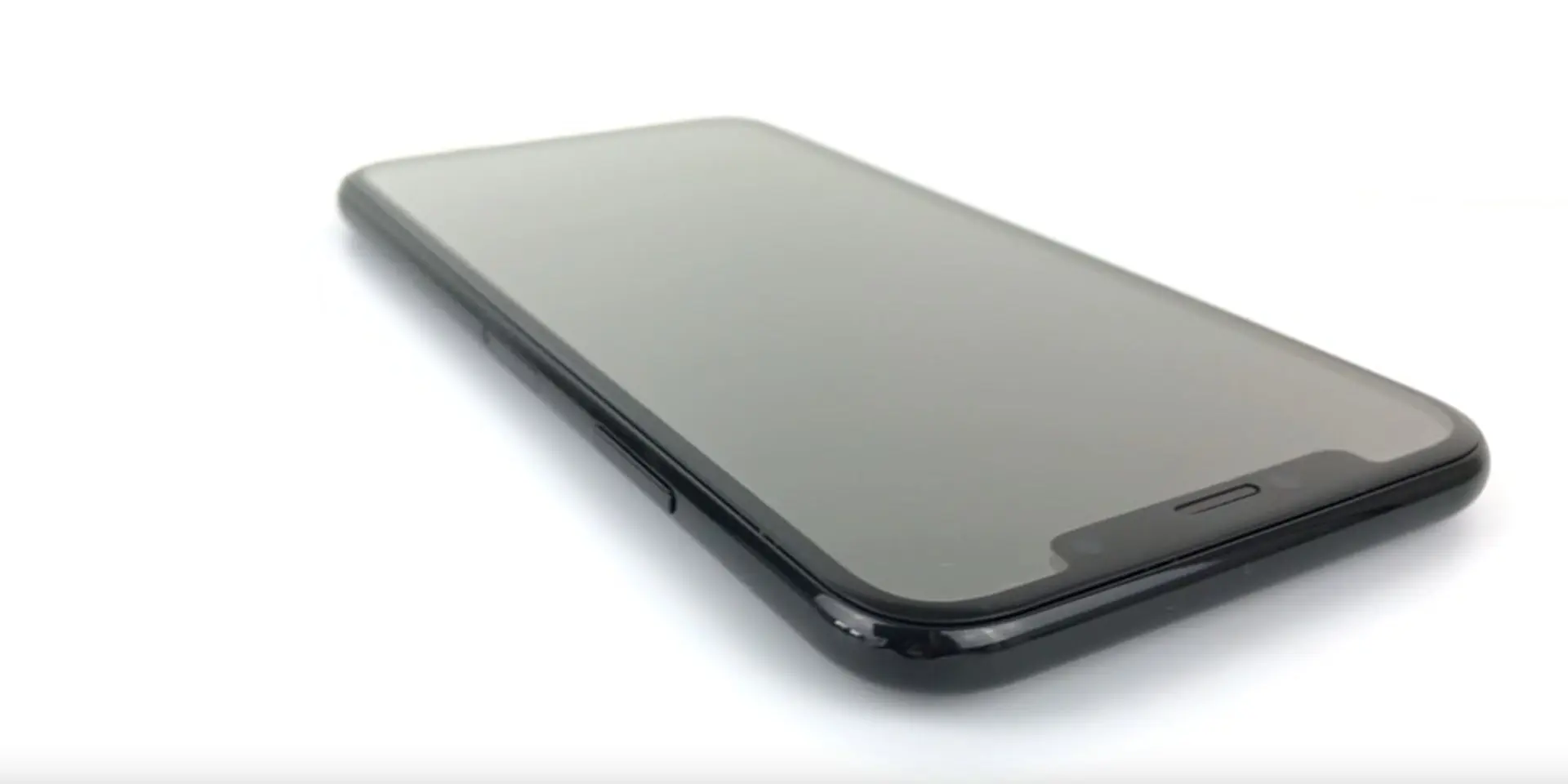Cùng với Samsung, LG sẽ là nhà cung cấp màn hình OLED cho Apple