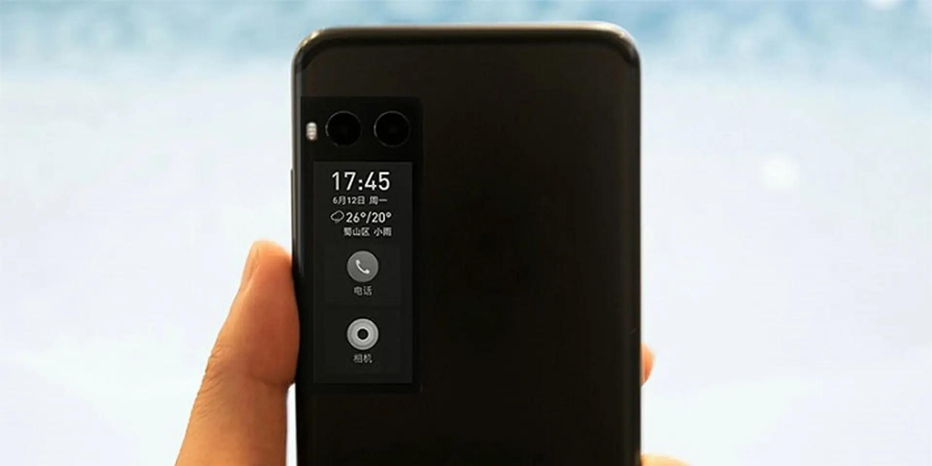 Smartphone có 2 màn hình của Meizu tiếp tục lộ diện qua ảnh thực tế