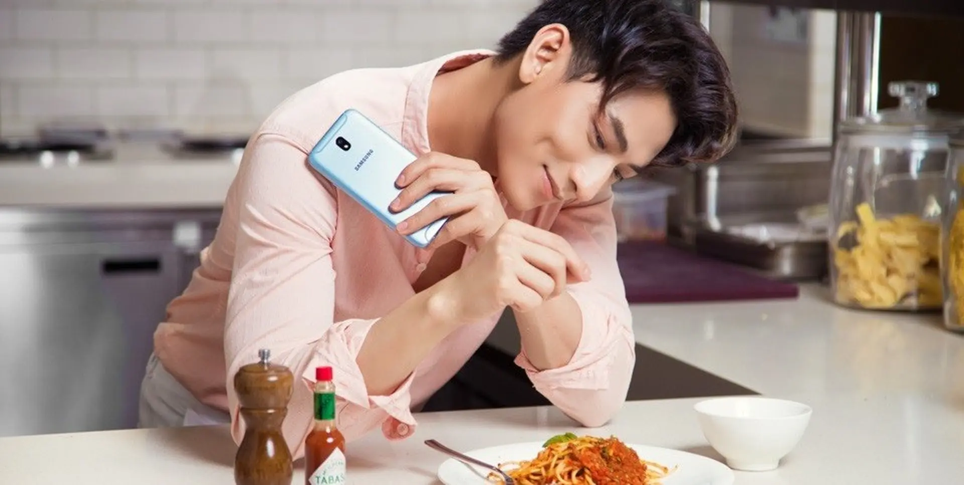 Smartphone HOT nhất hiện nay Galaxy J7 Pro có đáng mua trong tầm giá 7 triệu?