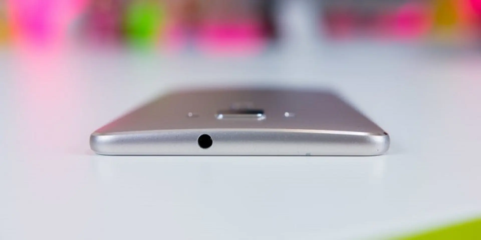 Tổng hợp cách khắc phục khi điện thoại không nhận tai nghe